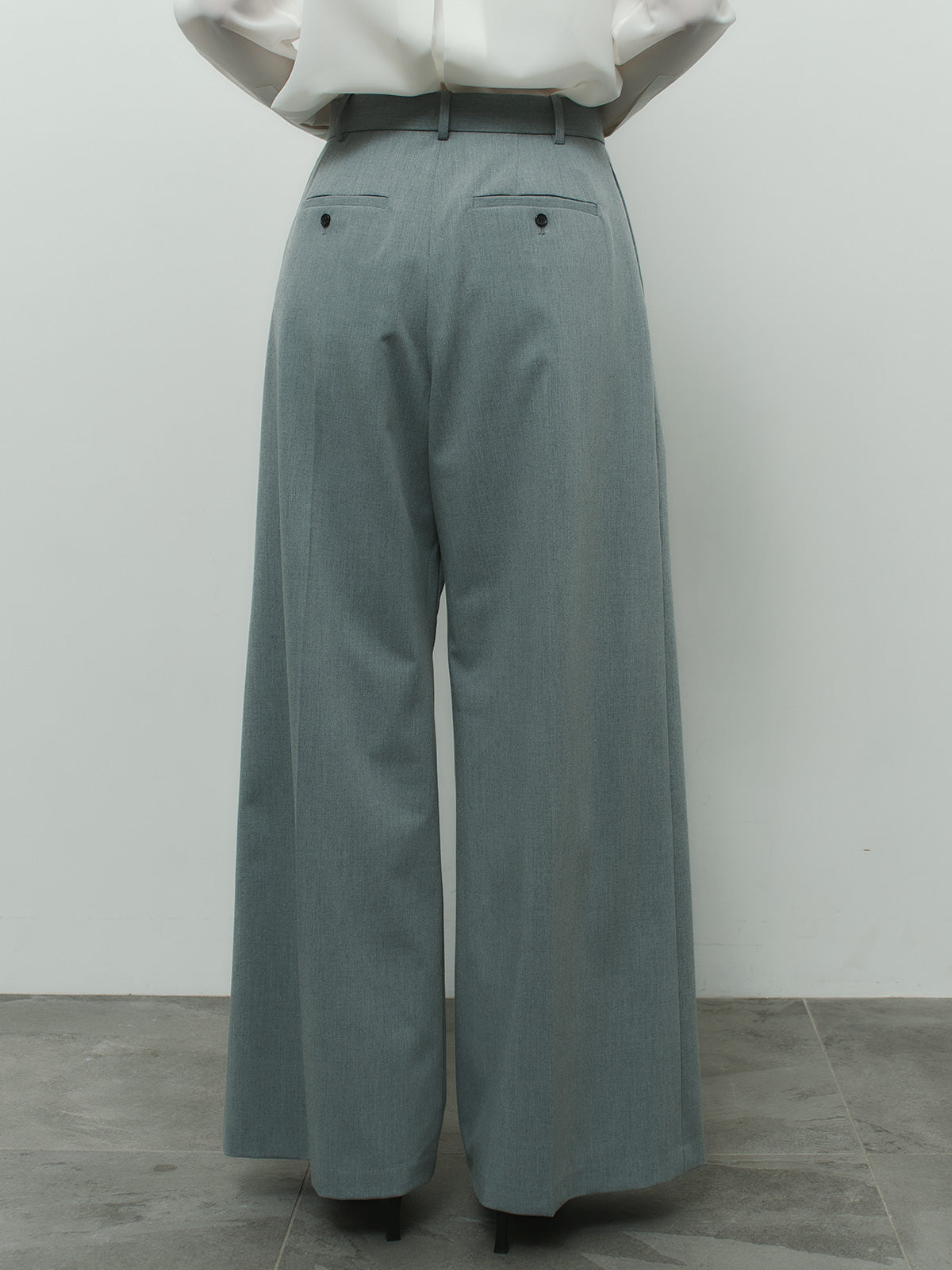 アシメデザインワイドパンツ