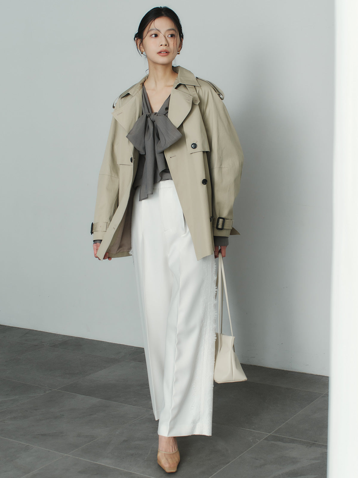 フロントリボンブラウス