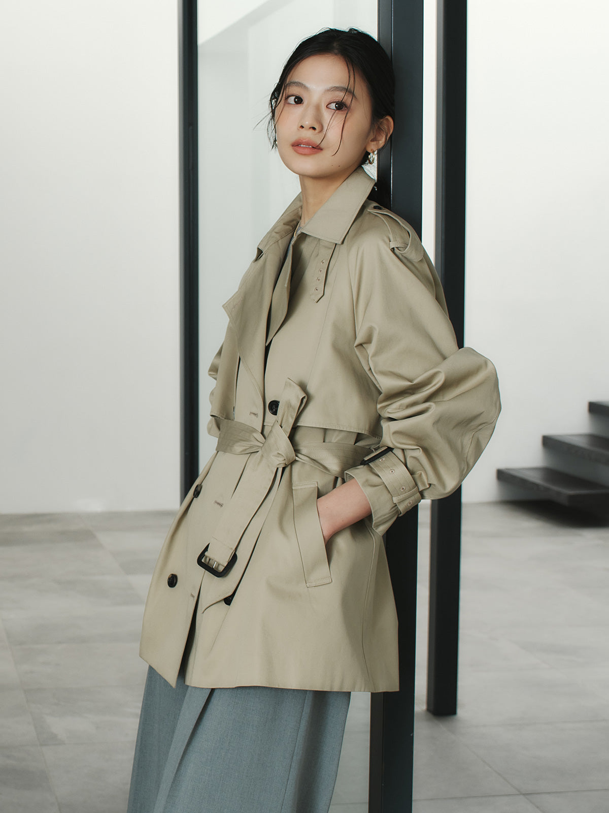 ハーフオーバートレンチコート