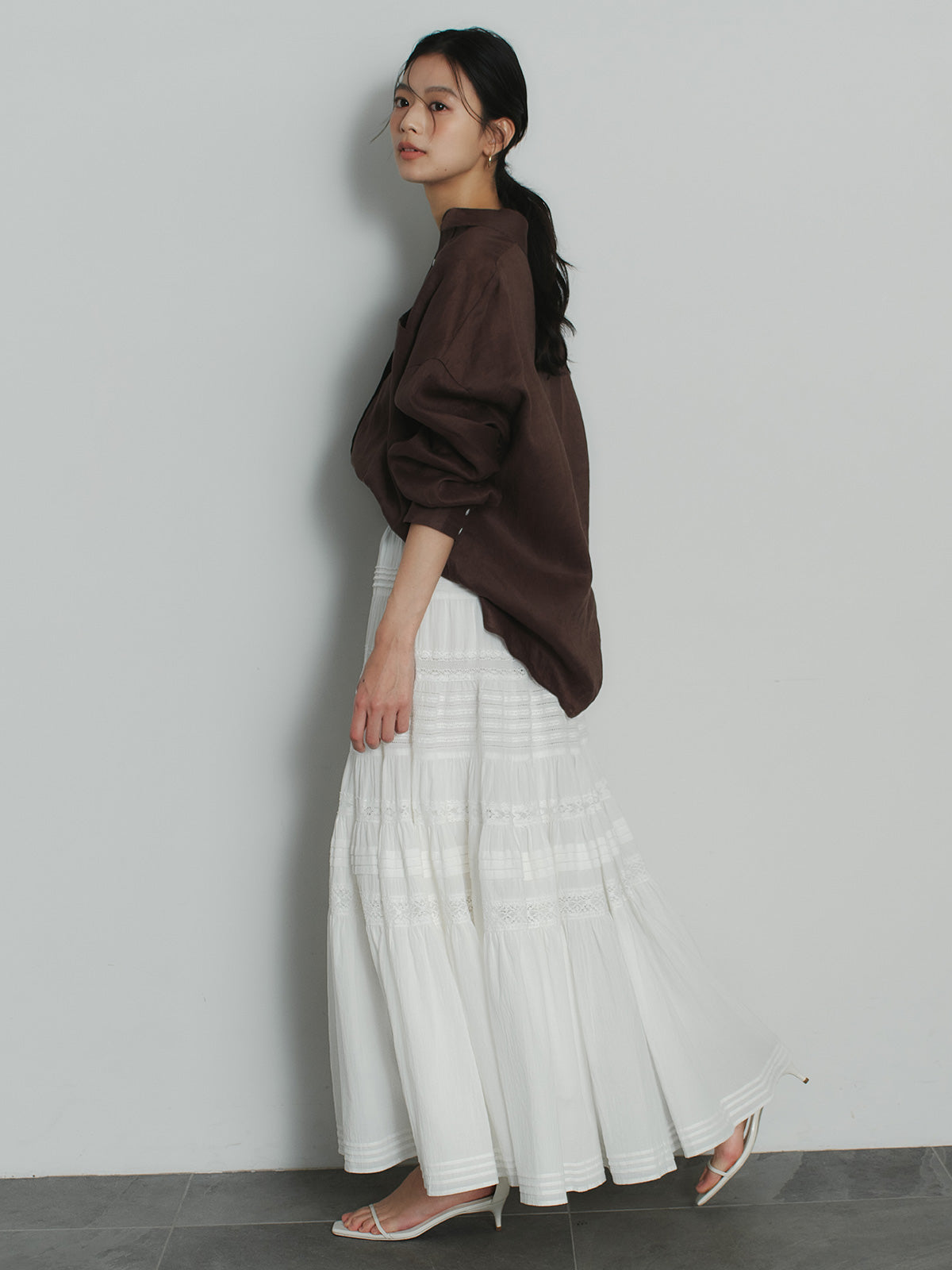 レースパネルティアードスカート