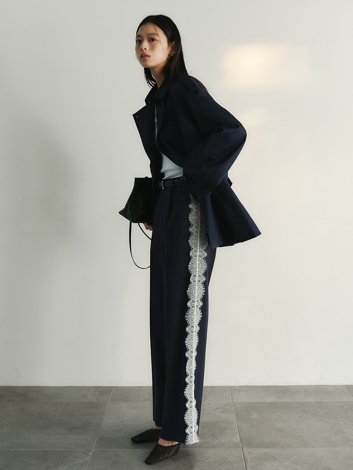 ハーフオーバートレンチコート