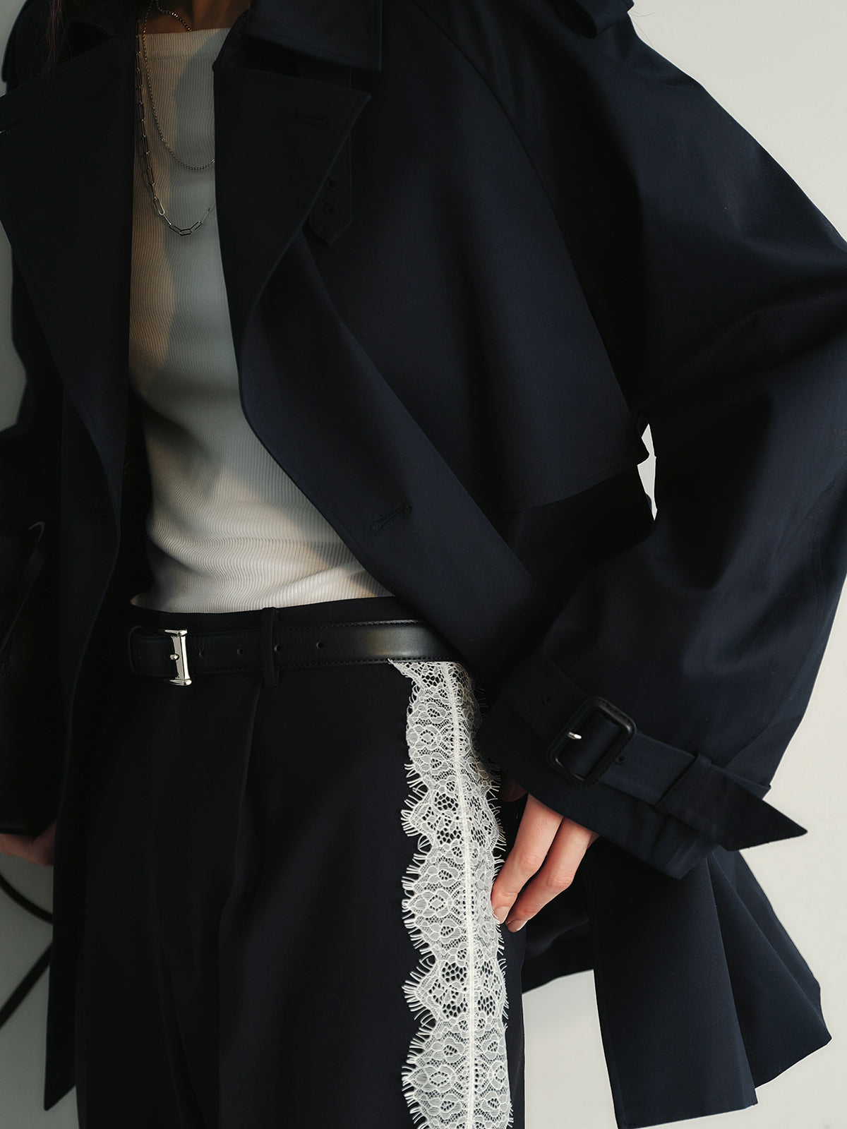 ハーフオーバートレンチコート