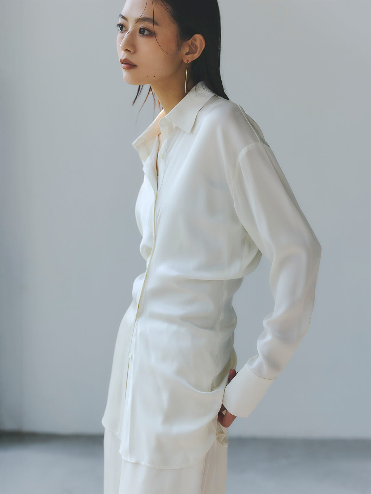 シルクリラックスワイドパンツ