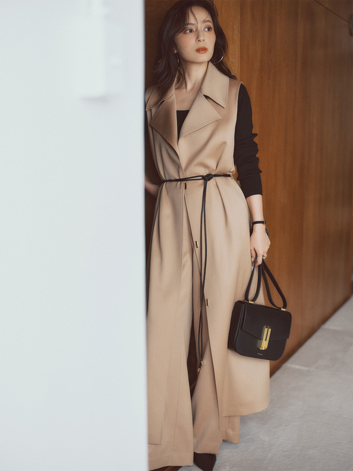 COLOR:BEIGE