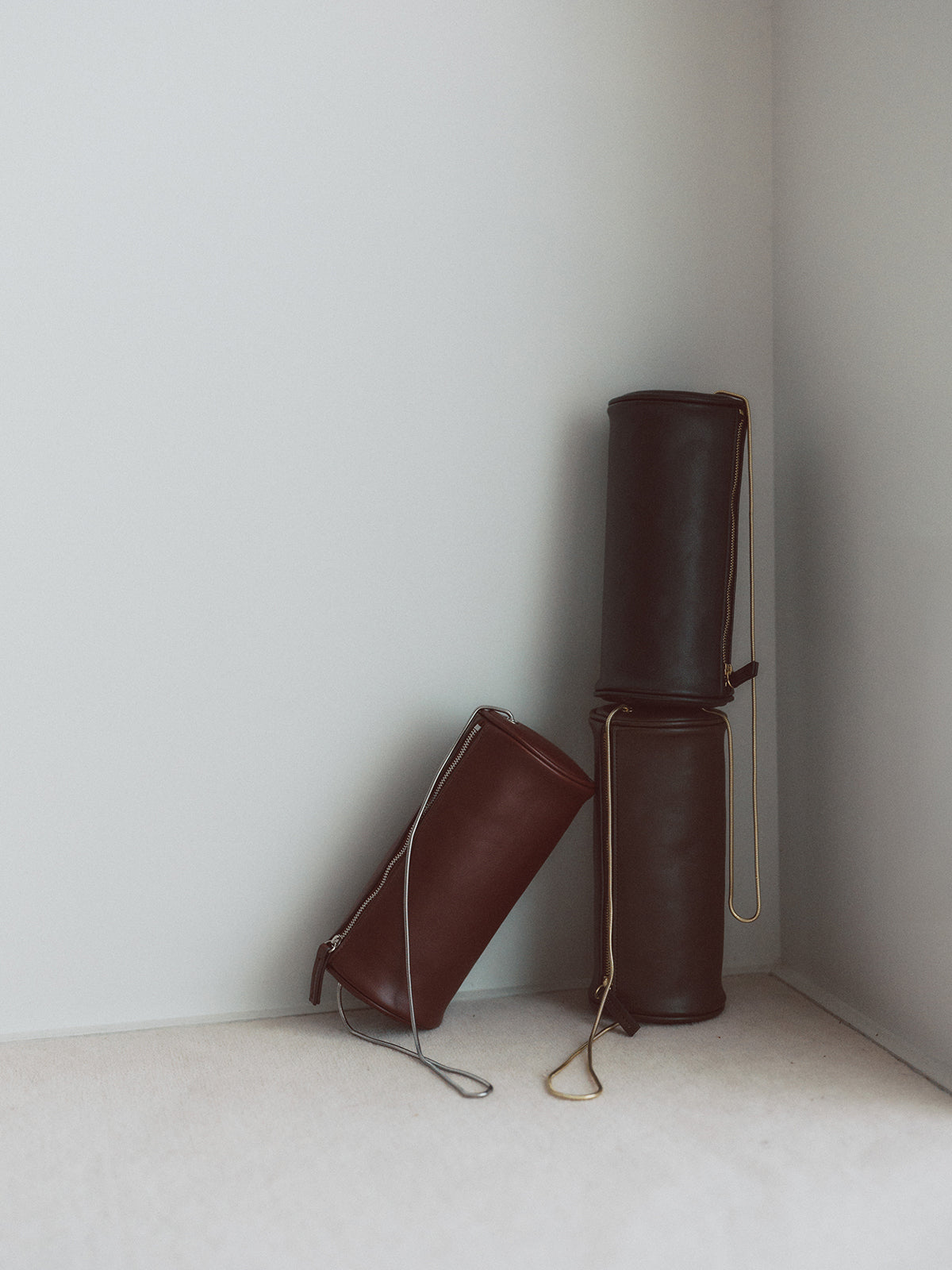 ミニマルシリンダーバッグ