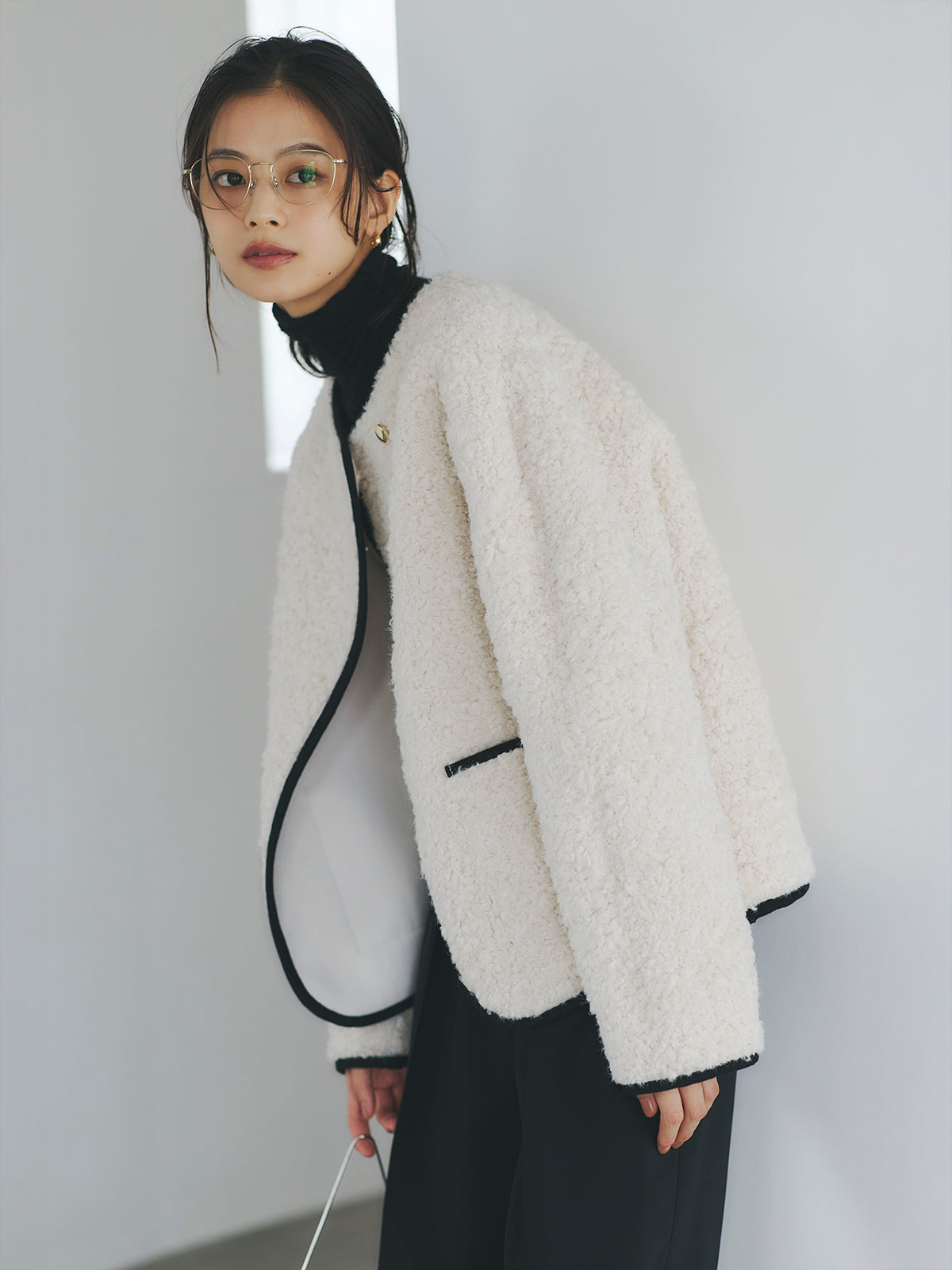 カシミヤ100シアータートルネックプルオーバー