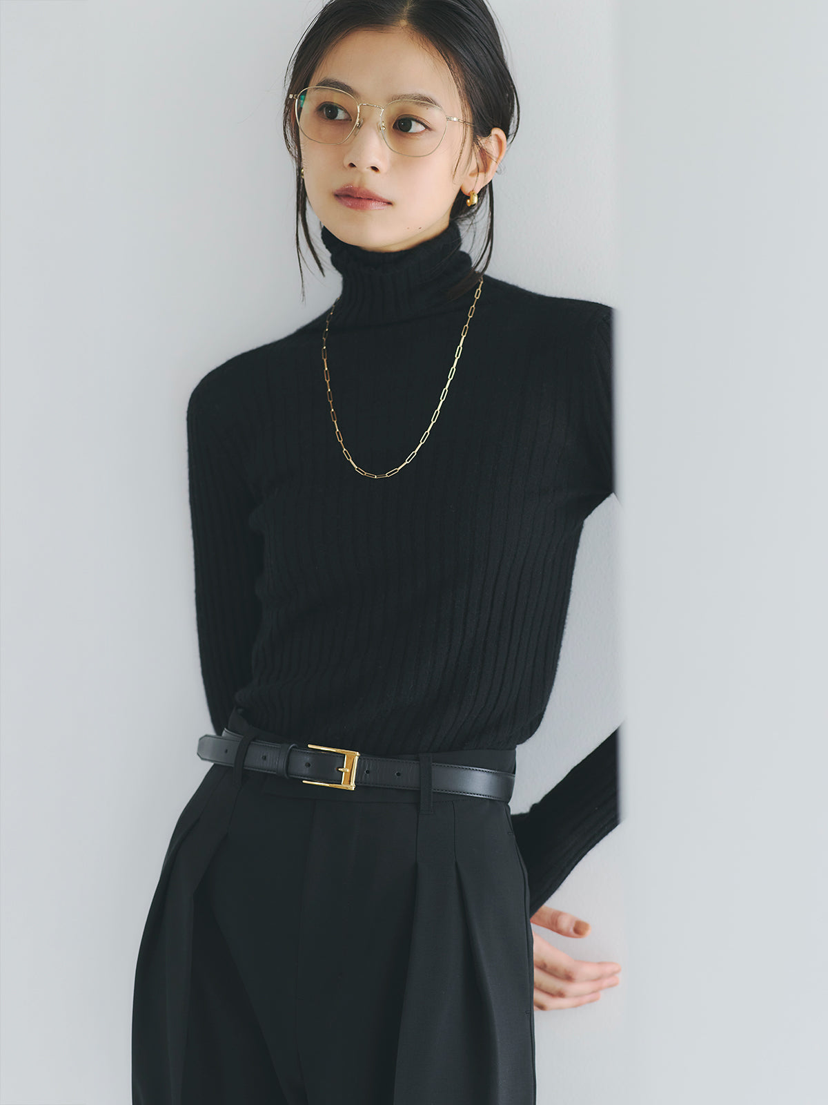 カシミヤ100シアータートルネックプルオーバー