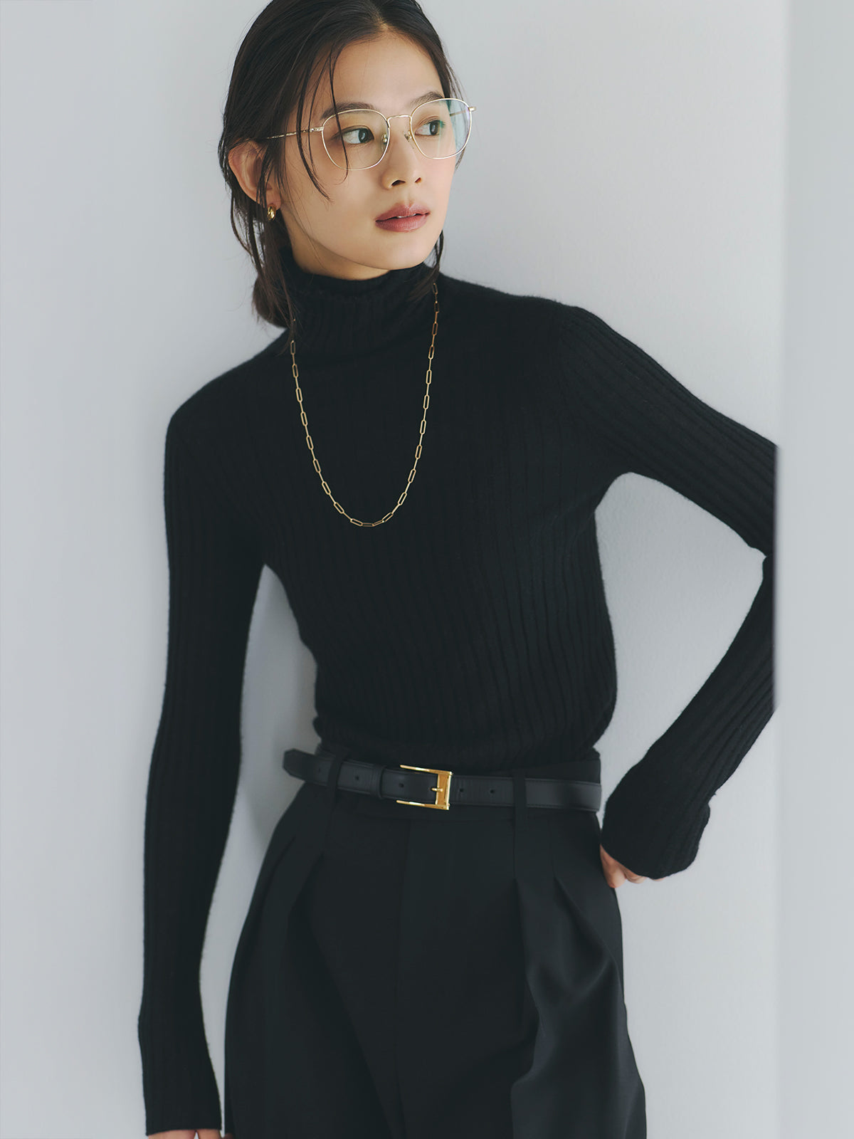 カシミヤ100シアータートルネックプルオーバー