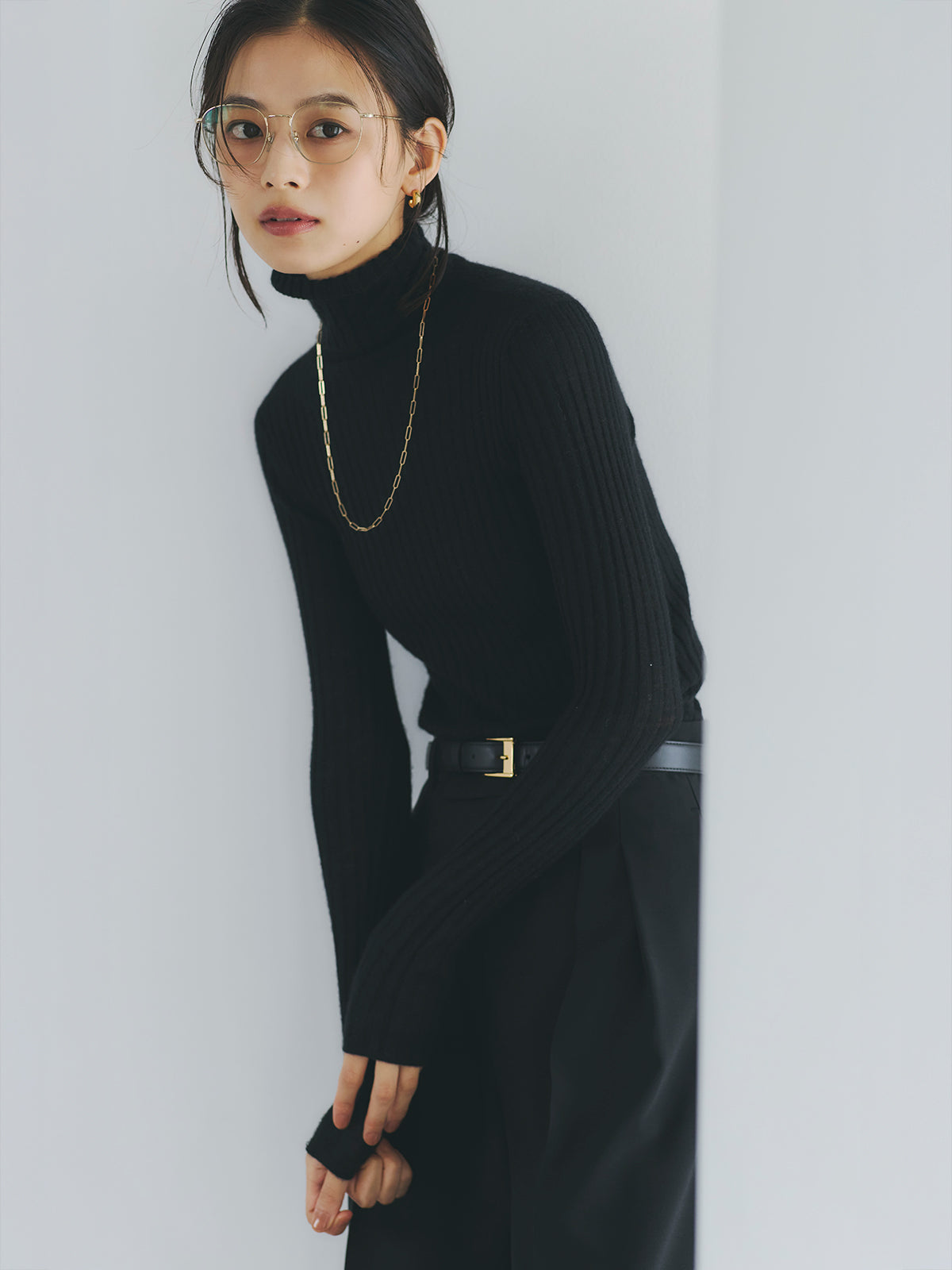 カシミヤ100シアータートルネックプルオーバー