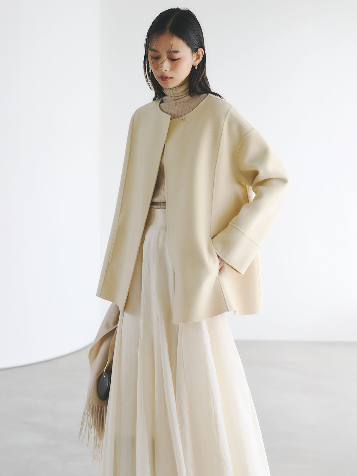 カシミヤ100シアータートルネックプルオーバー