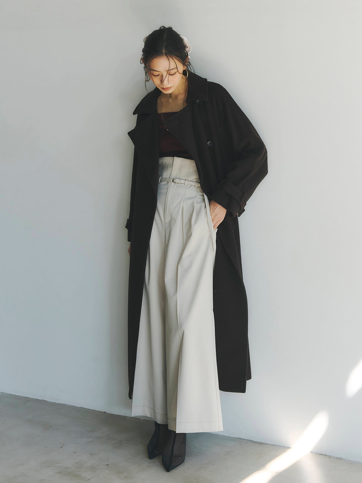 COLOR:DARK BROWN