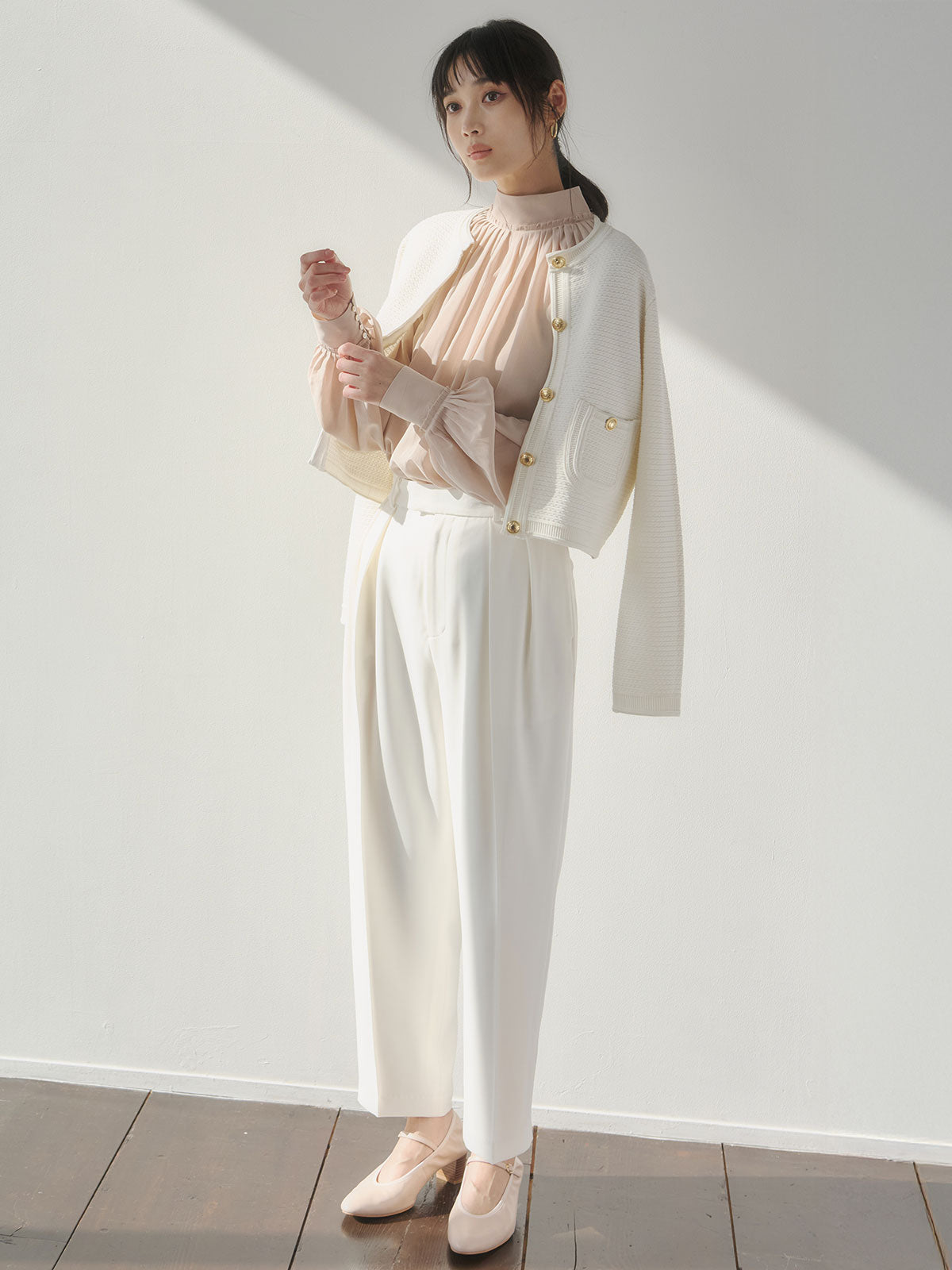 ダブルサテンテーパードパンツ