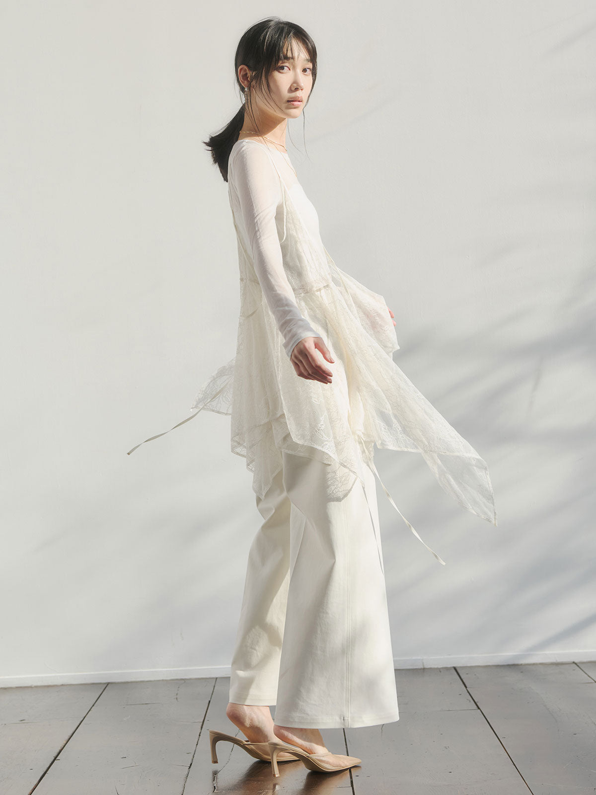 チュールレースジレ