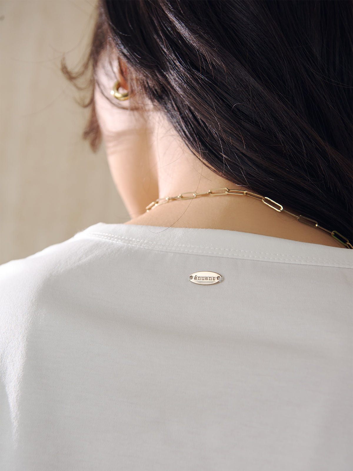 丝滑触感棉质U领T恤