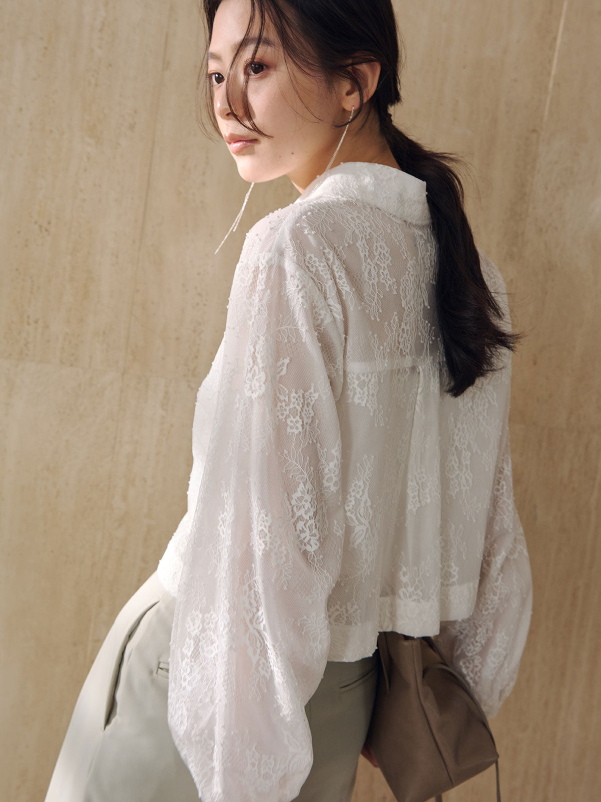 クロップドレースシャツブラウス