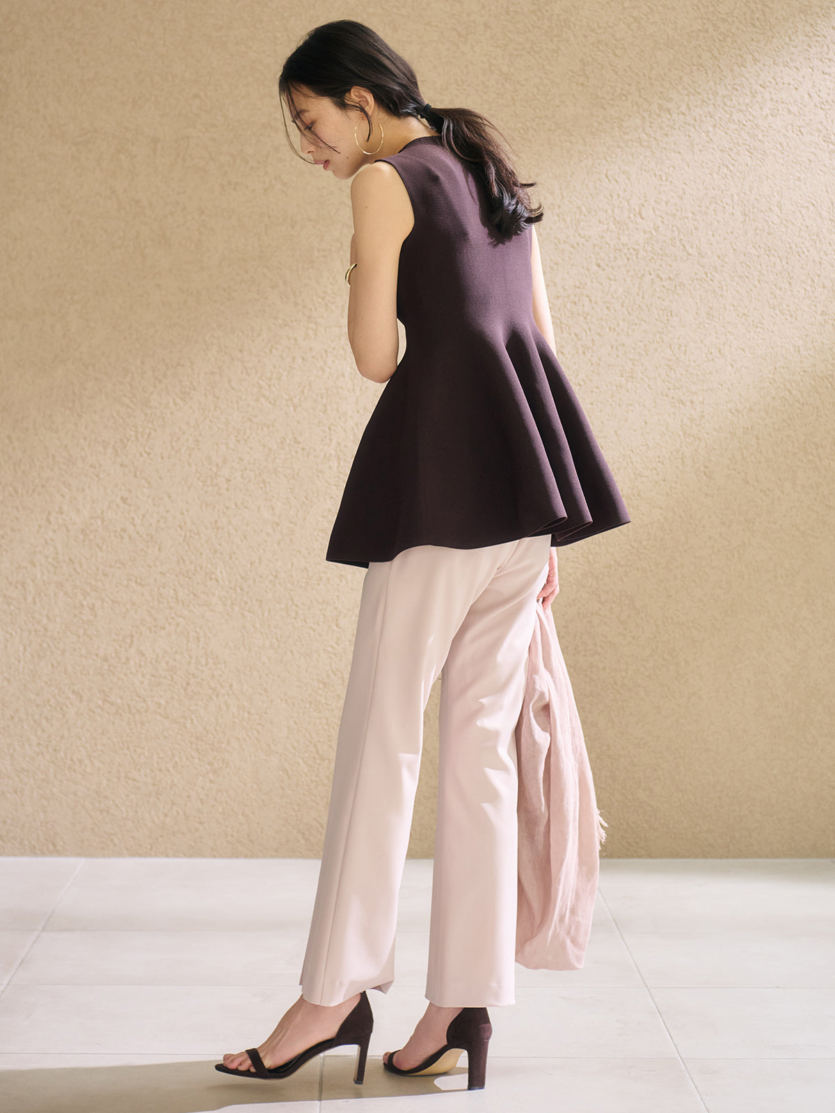 スリムフレアパンツ