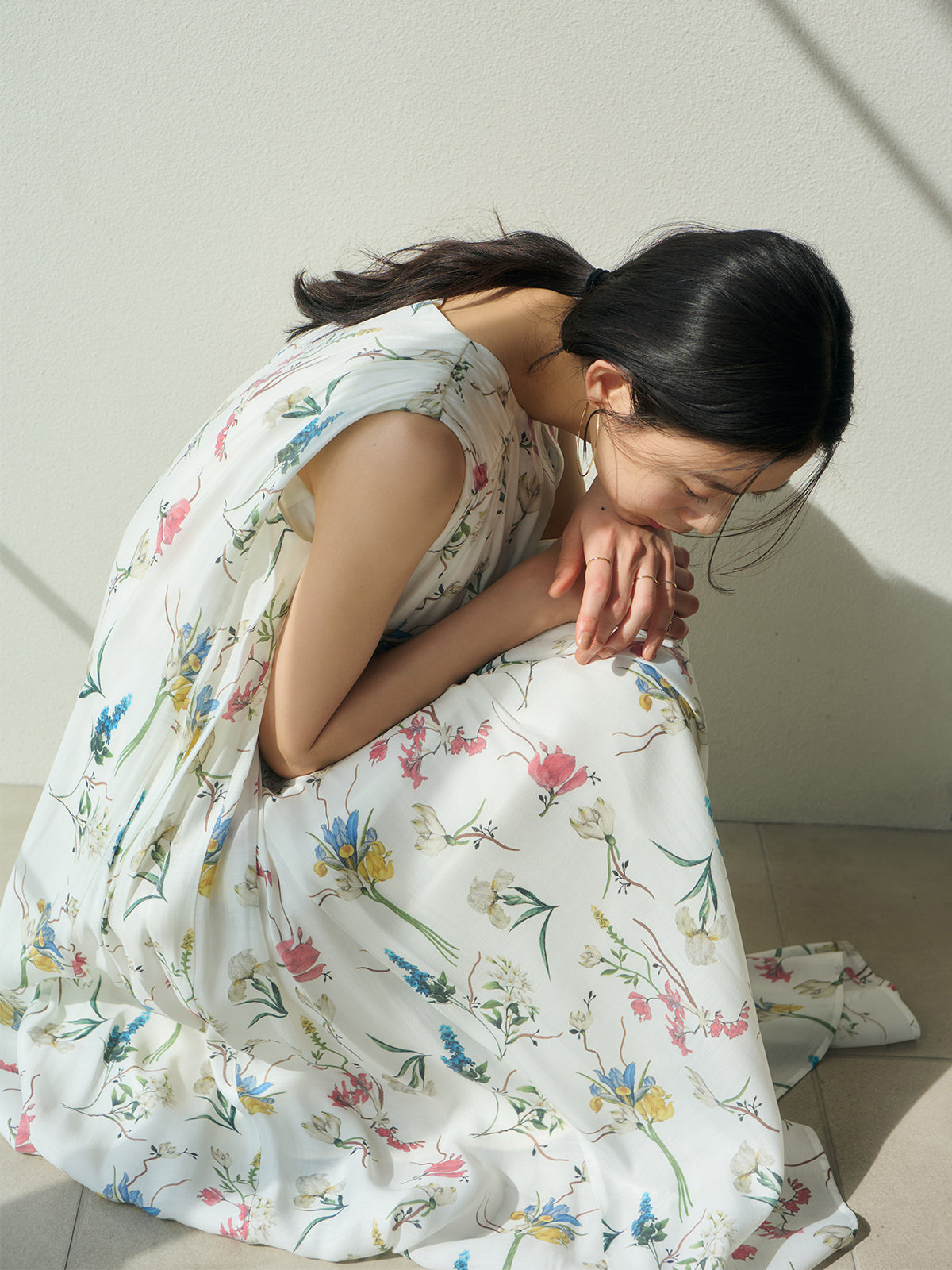 フローラルモチーフプリントワンピース