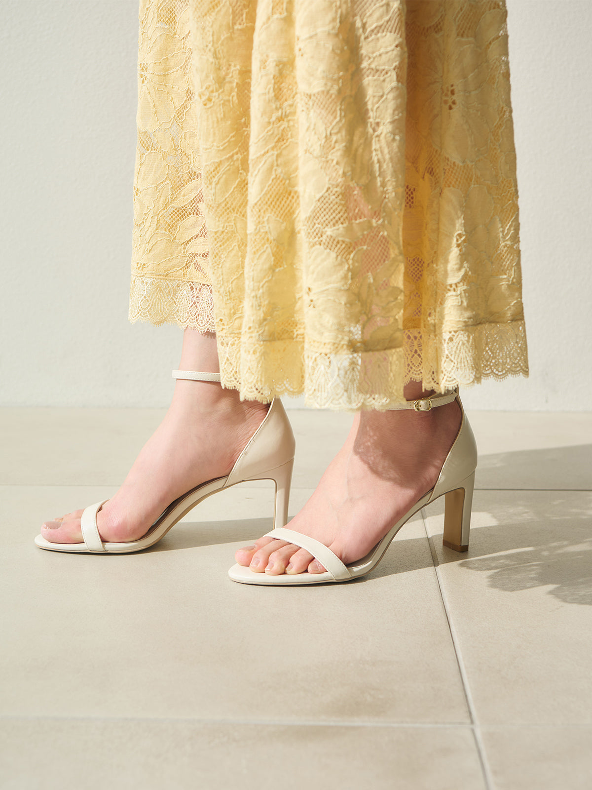 オーナメントレースセミフレアスカート