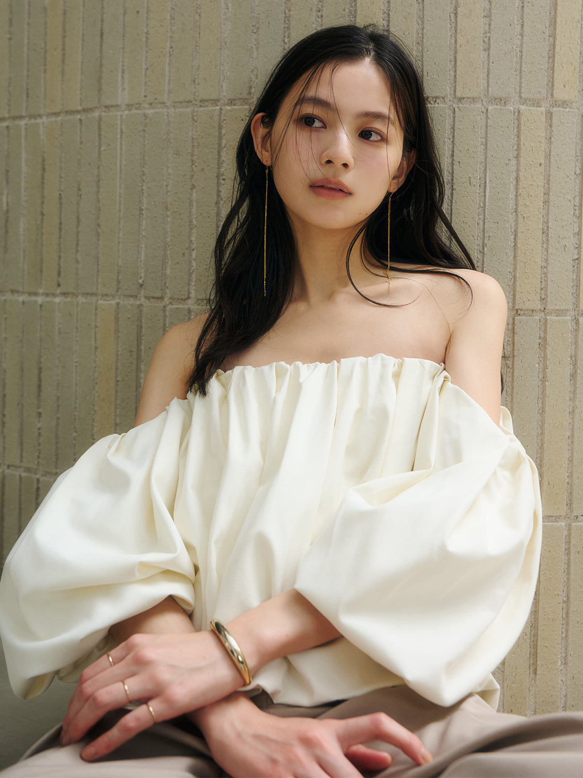 ボリュームバルーンブラウス