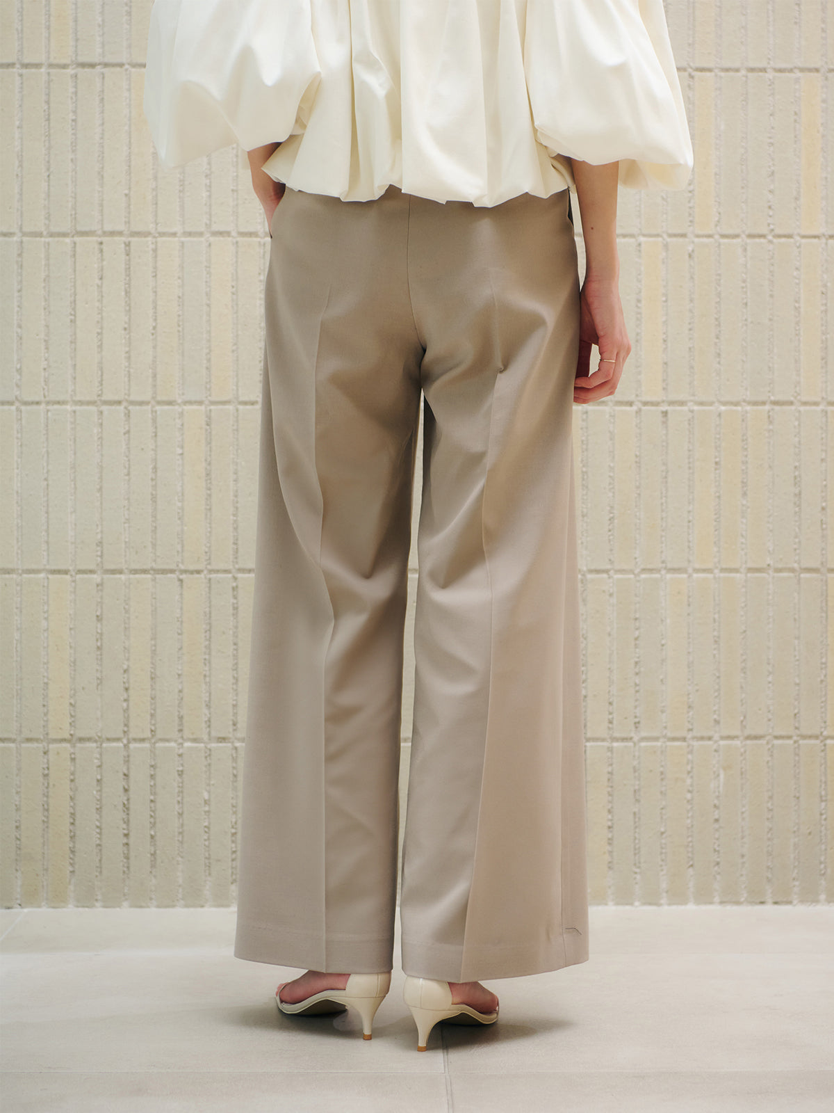 センタースリットワイドパンツ