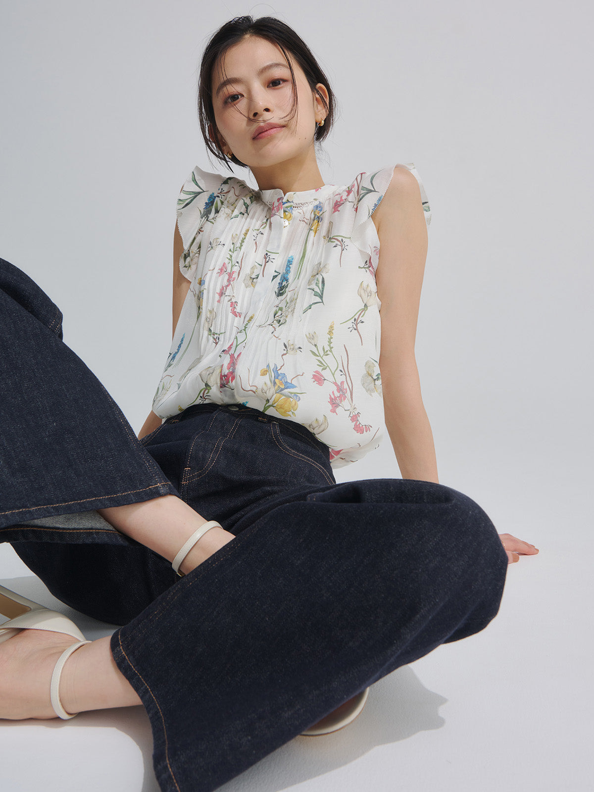 フローラルモチーフプリントブラウス