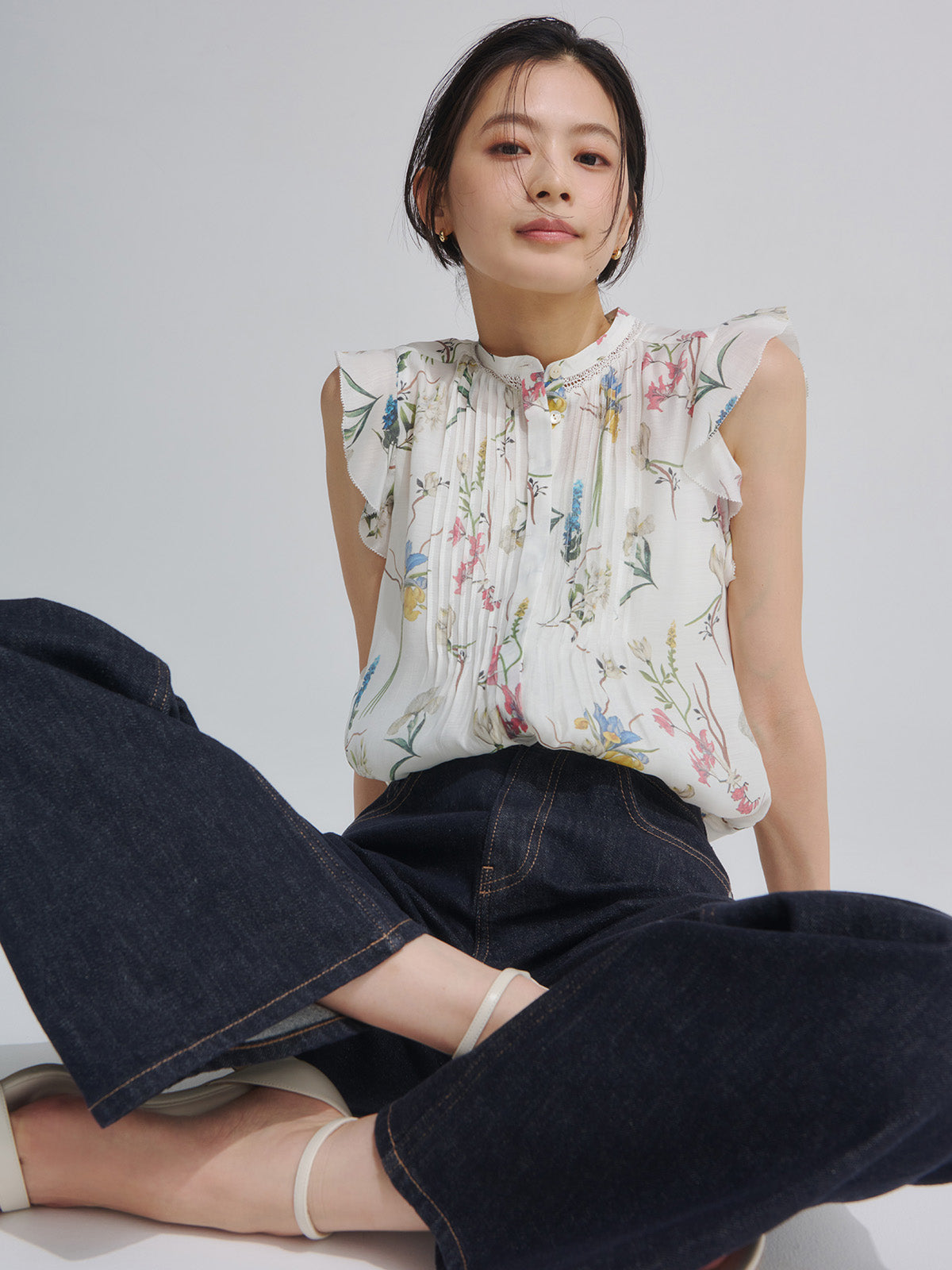 フローラルモチーフプリントブラウス