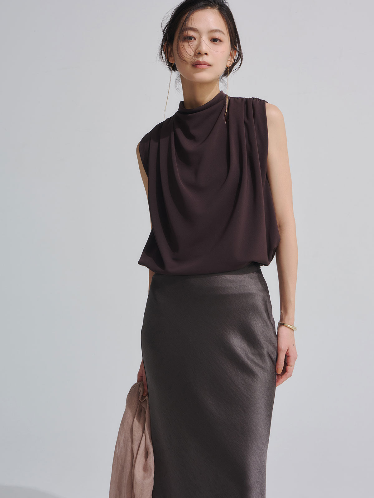 トリアセギャザードレープカットトップス