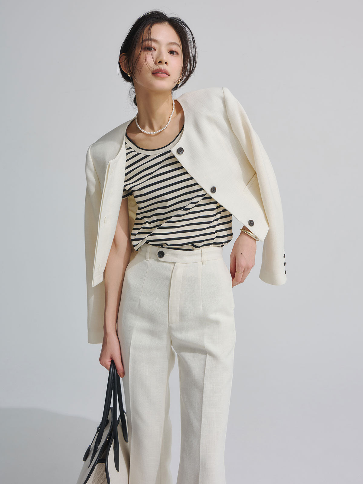 丝滑触感棉质U领T恤