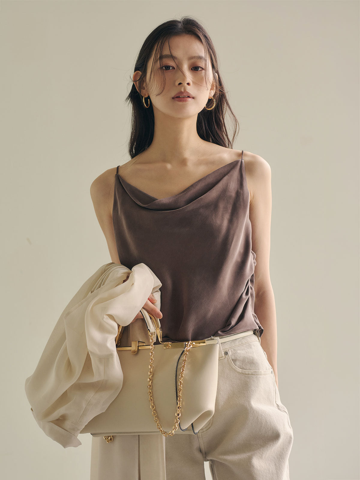 COLOR:BROWN