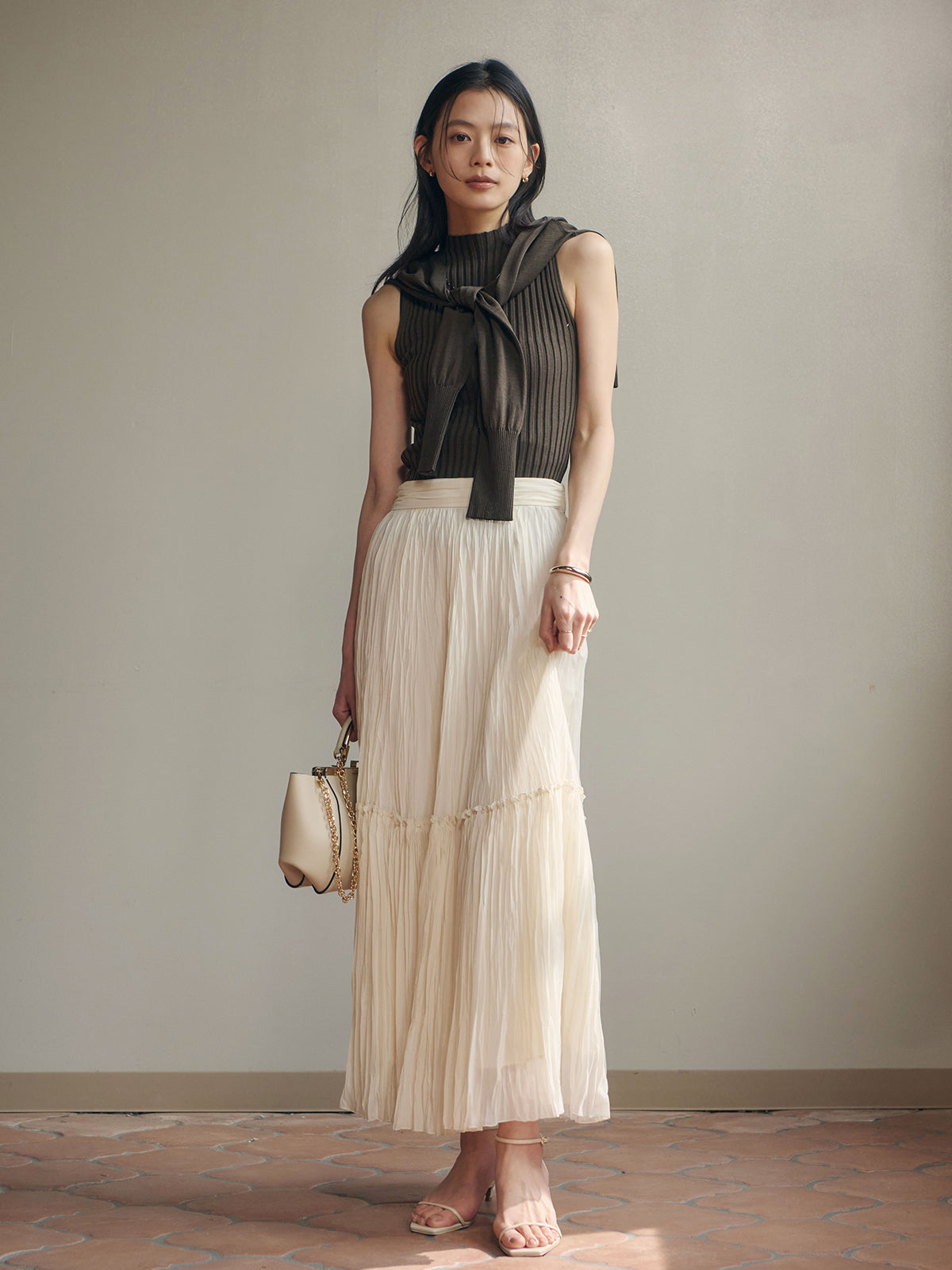 轻盈皱褶褶皱裙