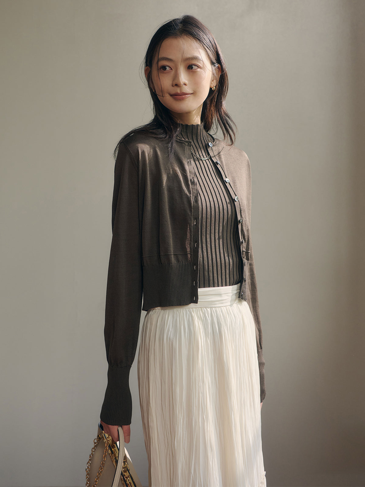 轻盈皱褶褶皱裙