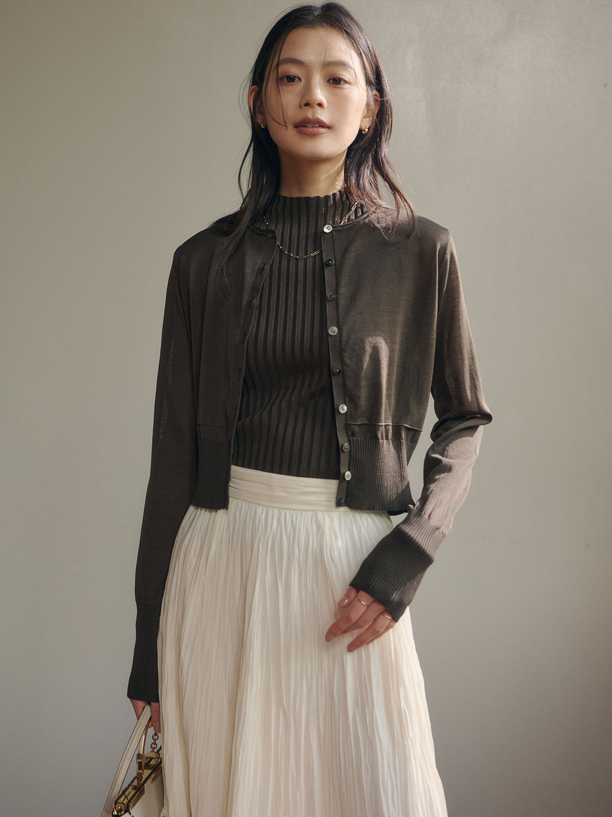 轻盈皱褶褶皱裙