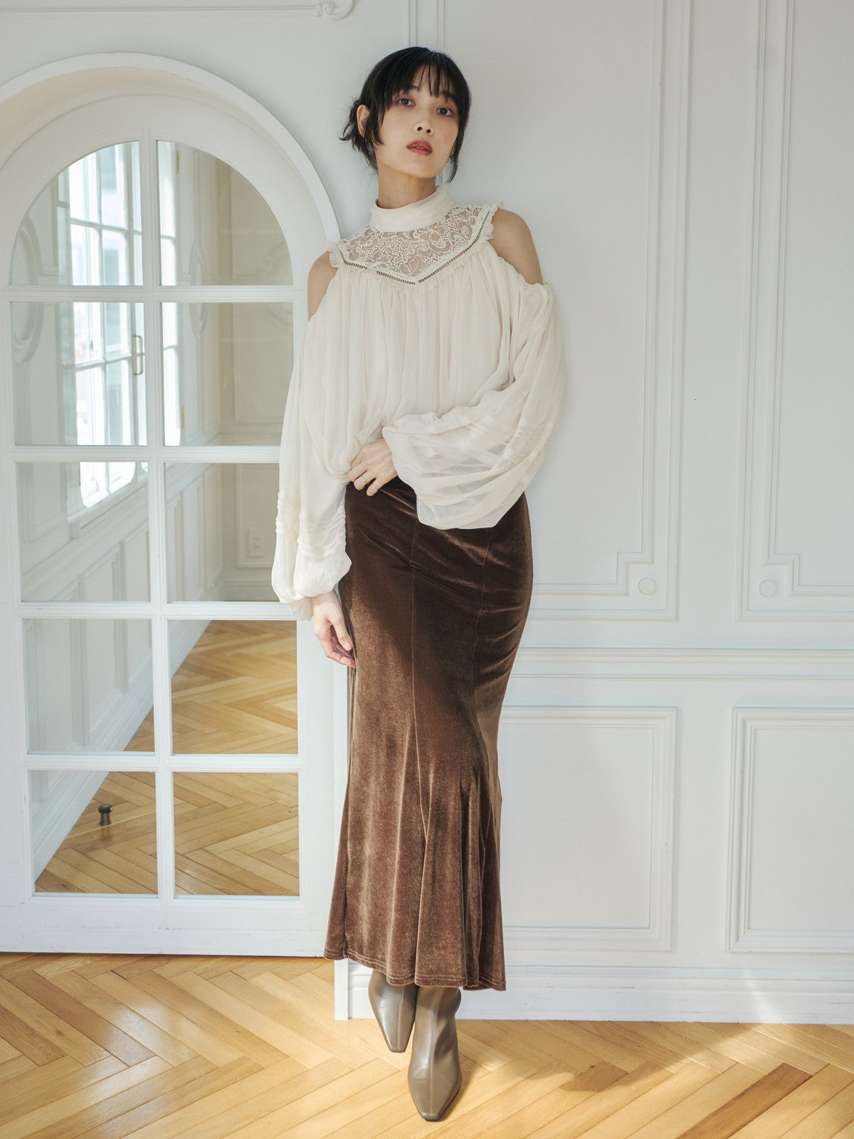 MODEL:172cm COLOR:BROWN SIZE:2