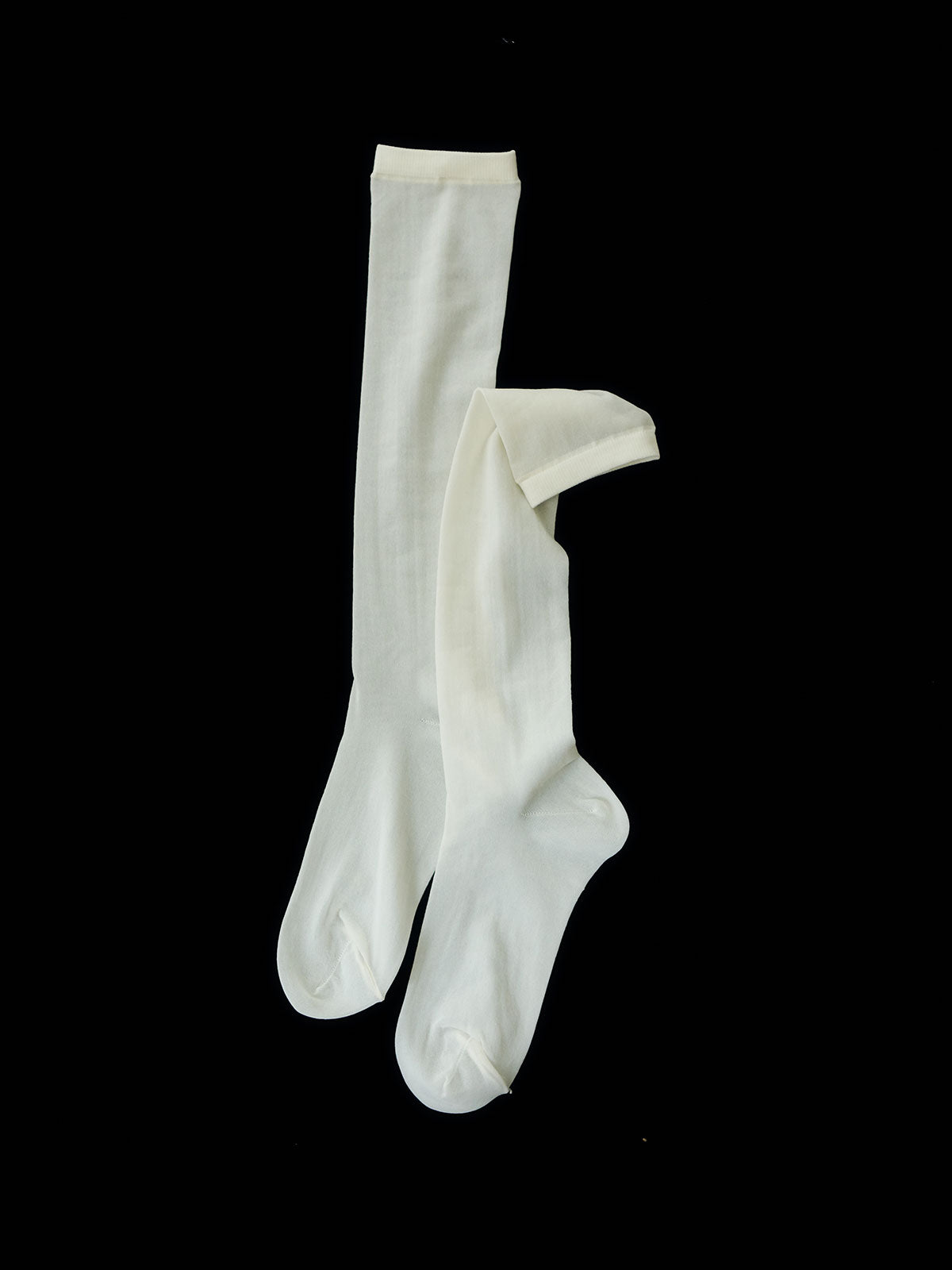 COLOR:IVORY