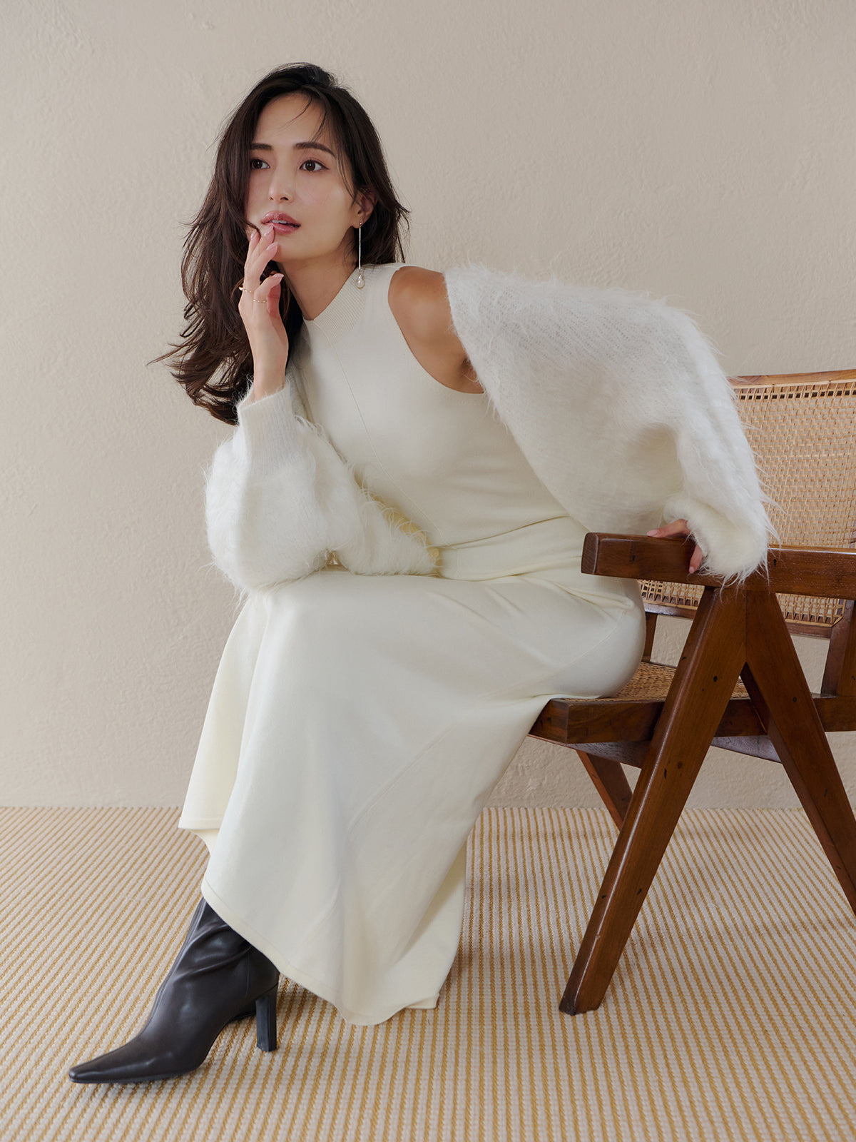 MODEL:160cm COLOR:IVORY SIZE:1