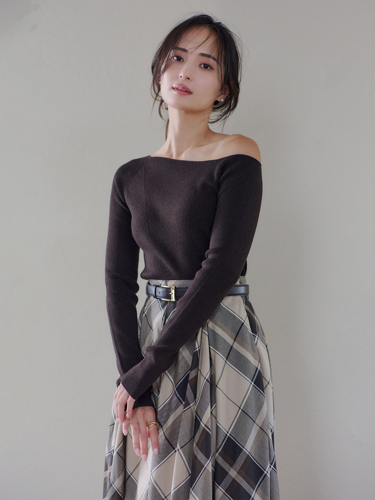 シルクカシミヤブレンドフィットリブアシンメトリーニット