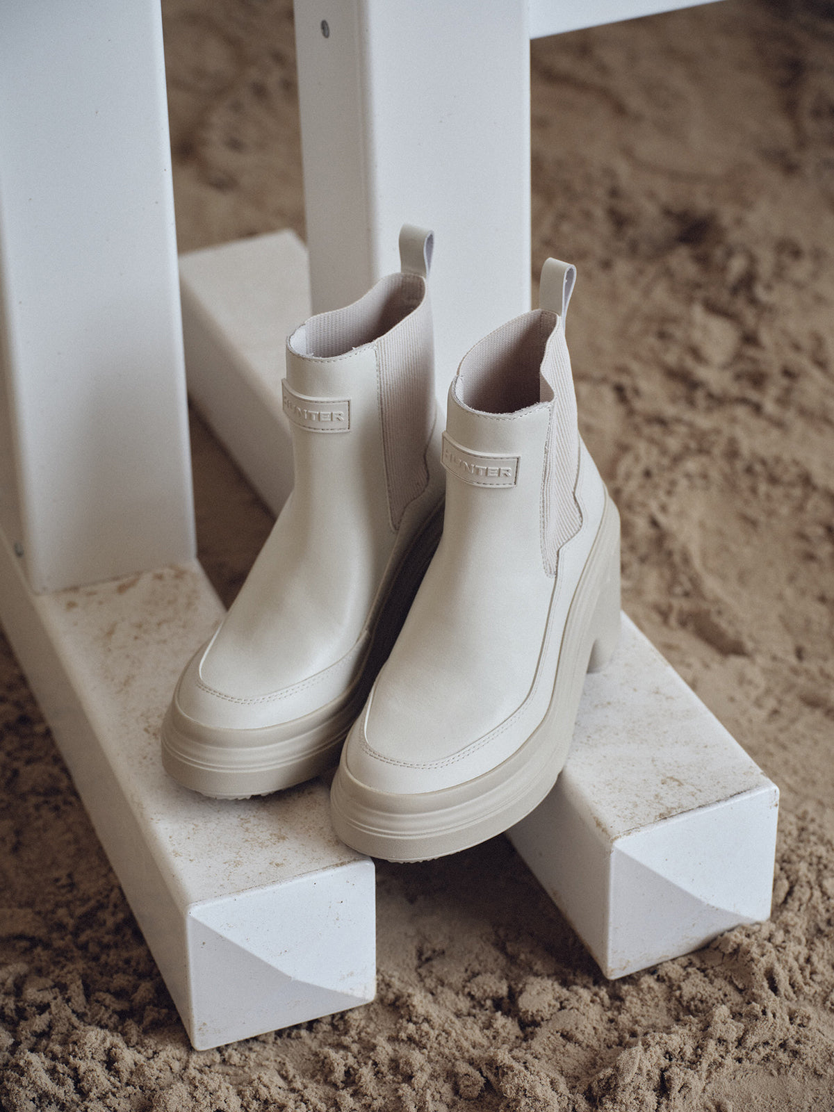 【HUNTER for anuans】REFINED EXPLORER HEEL CHELSEA BOOT