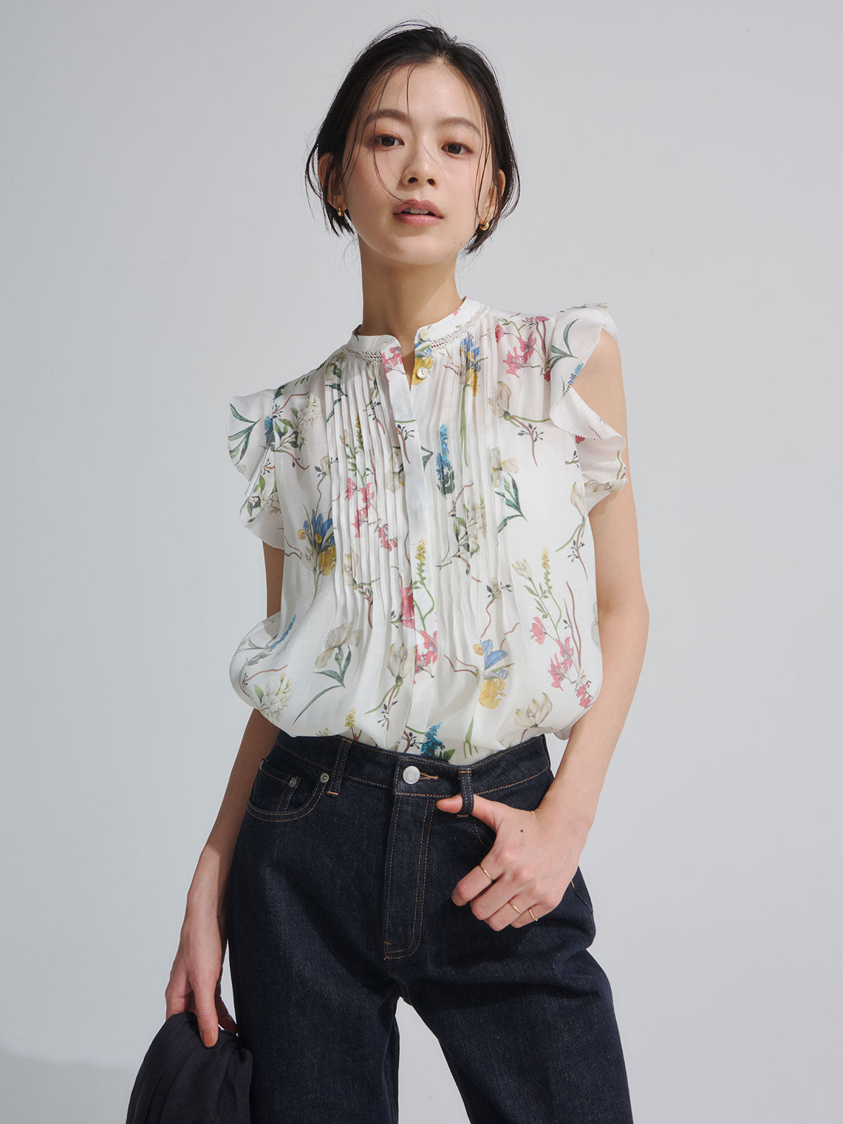 フローラルモチーフプリントブラウス