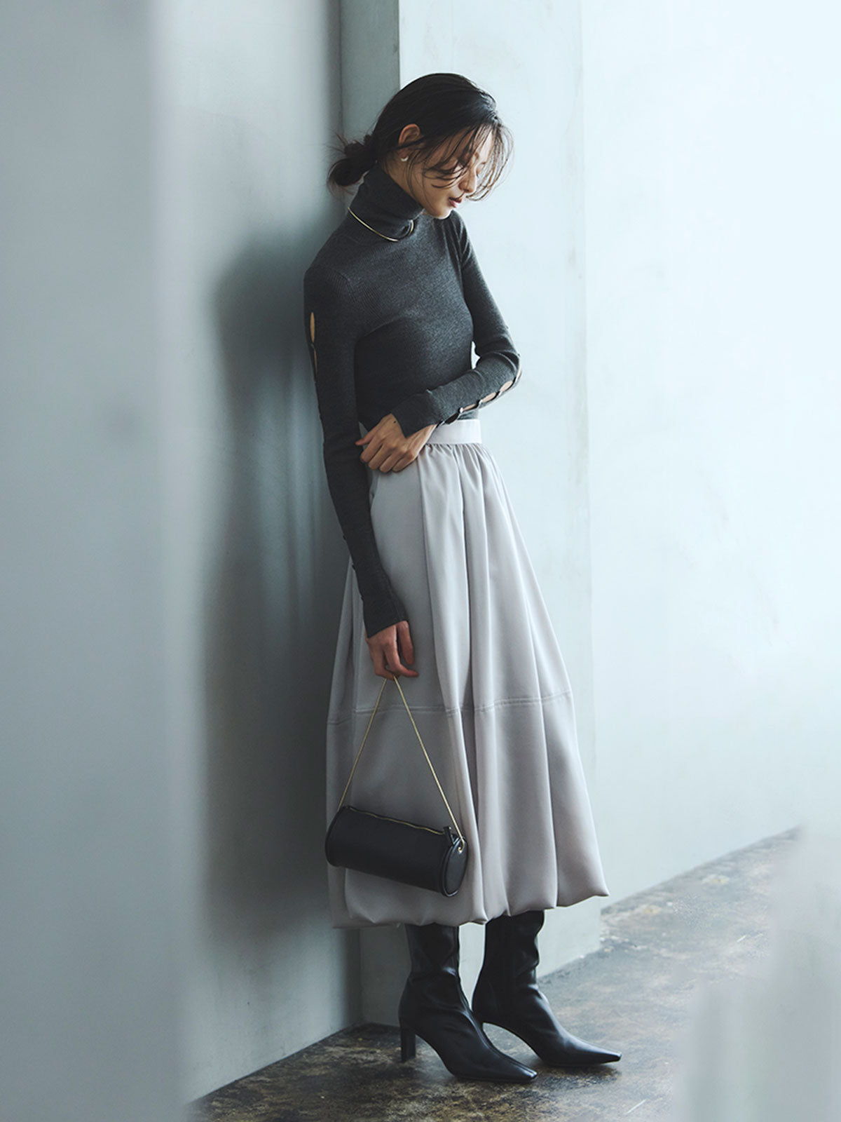 アセライクサテンバルーンスカート