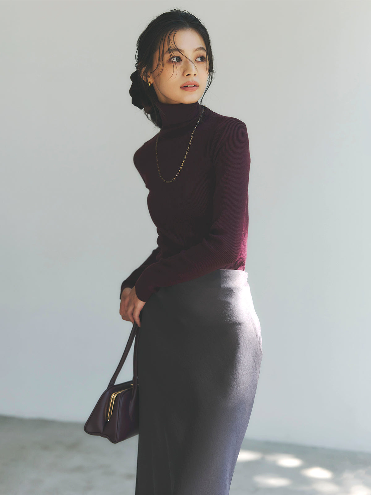 シルクカシミアブレンドフィットリブタートルニット