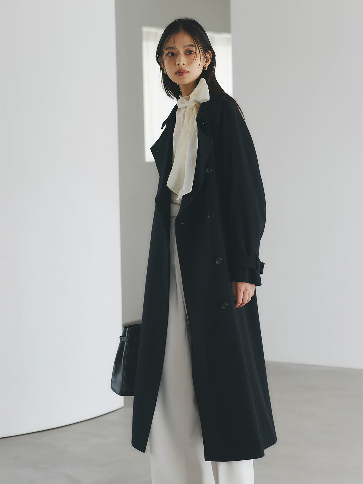 COLOR:BLACK