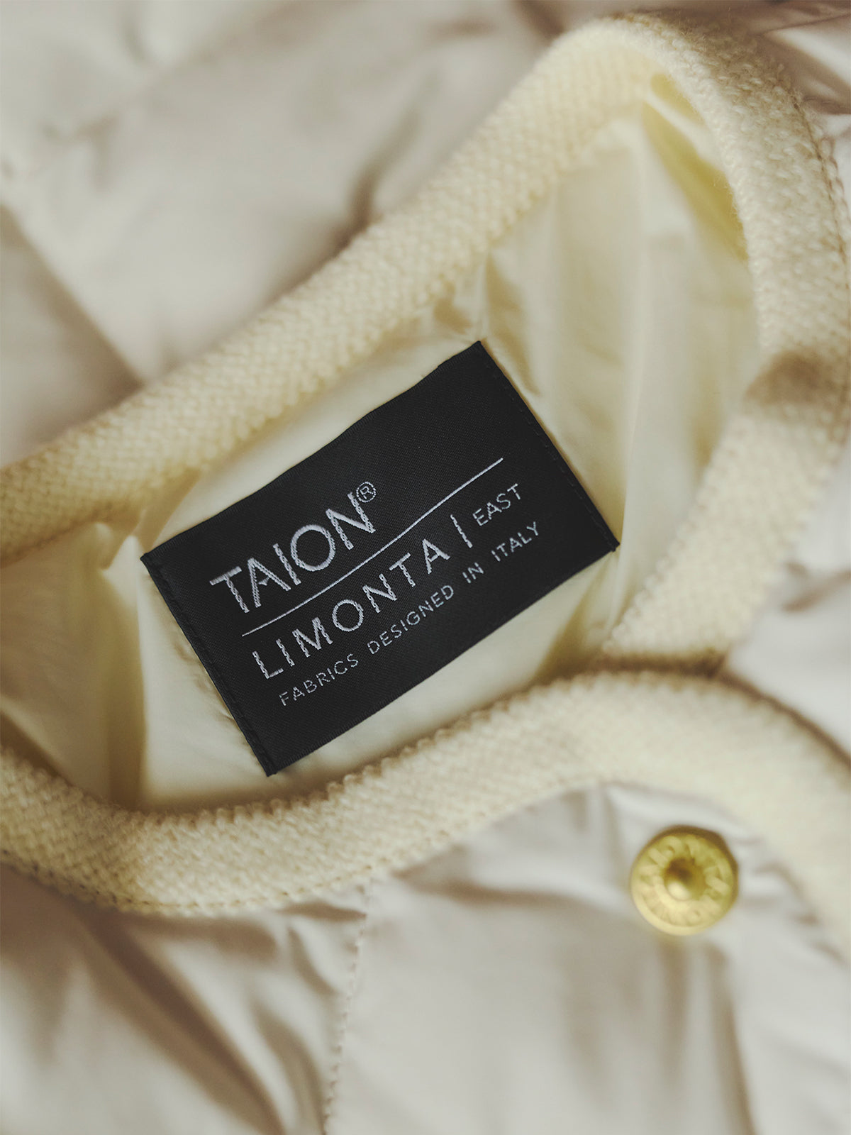 【TAION×anuans】ノーカラーキルティングショートダウン