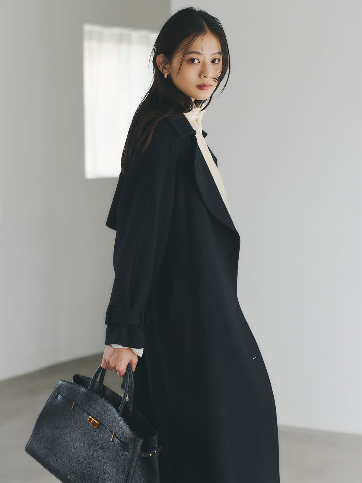 ウールトレンチコート