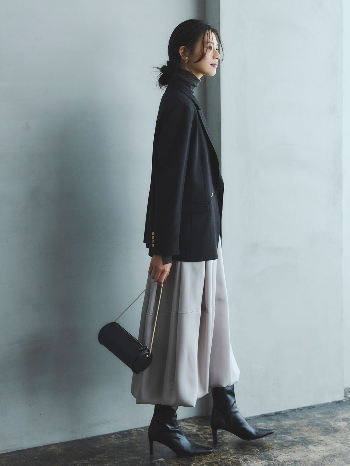 アセライクサテンバルーンスカート