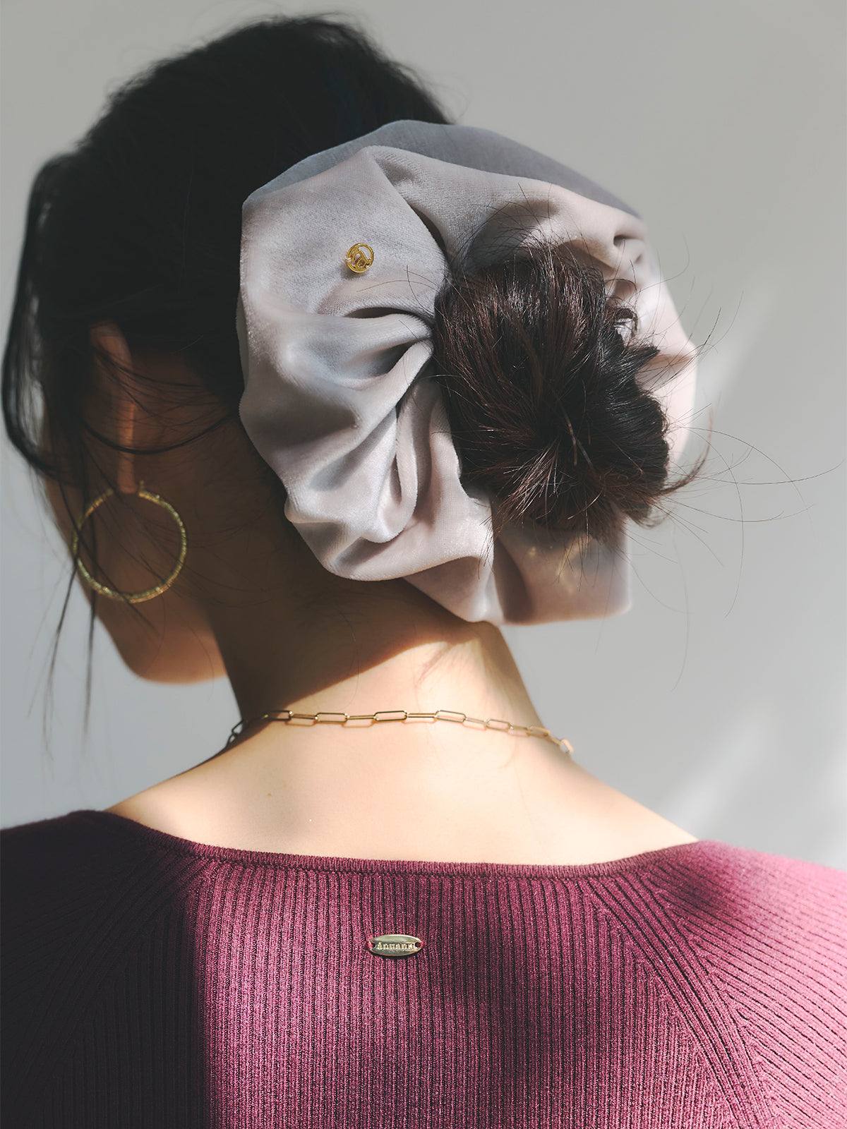 COLOR:LIGHT GREY