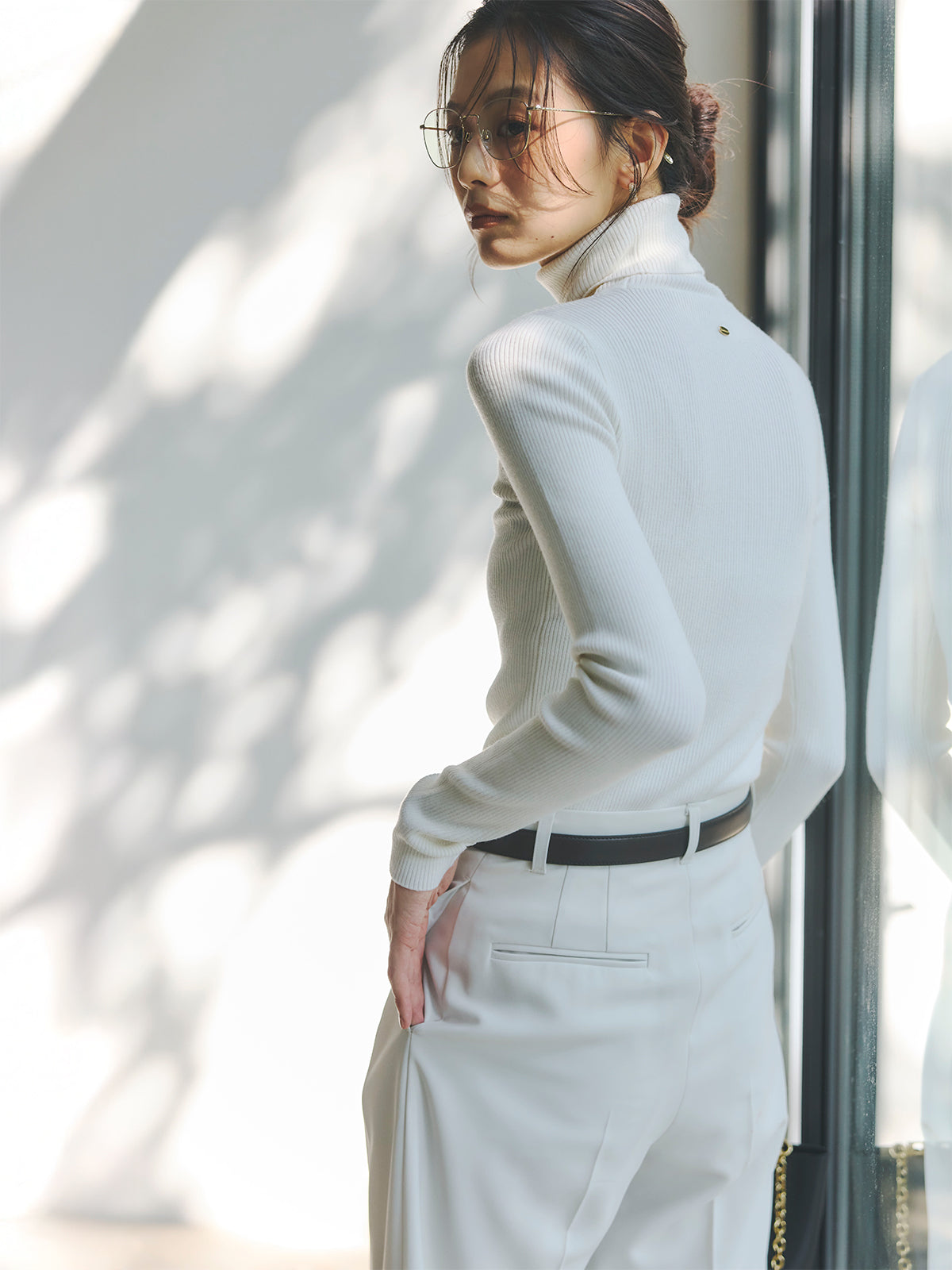 シルクカシミアブレンドフィットリブタートルニット