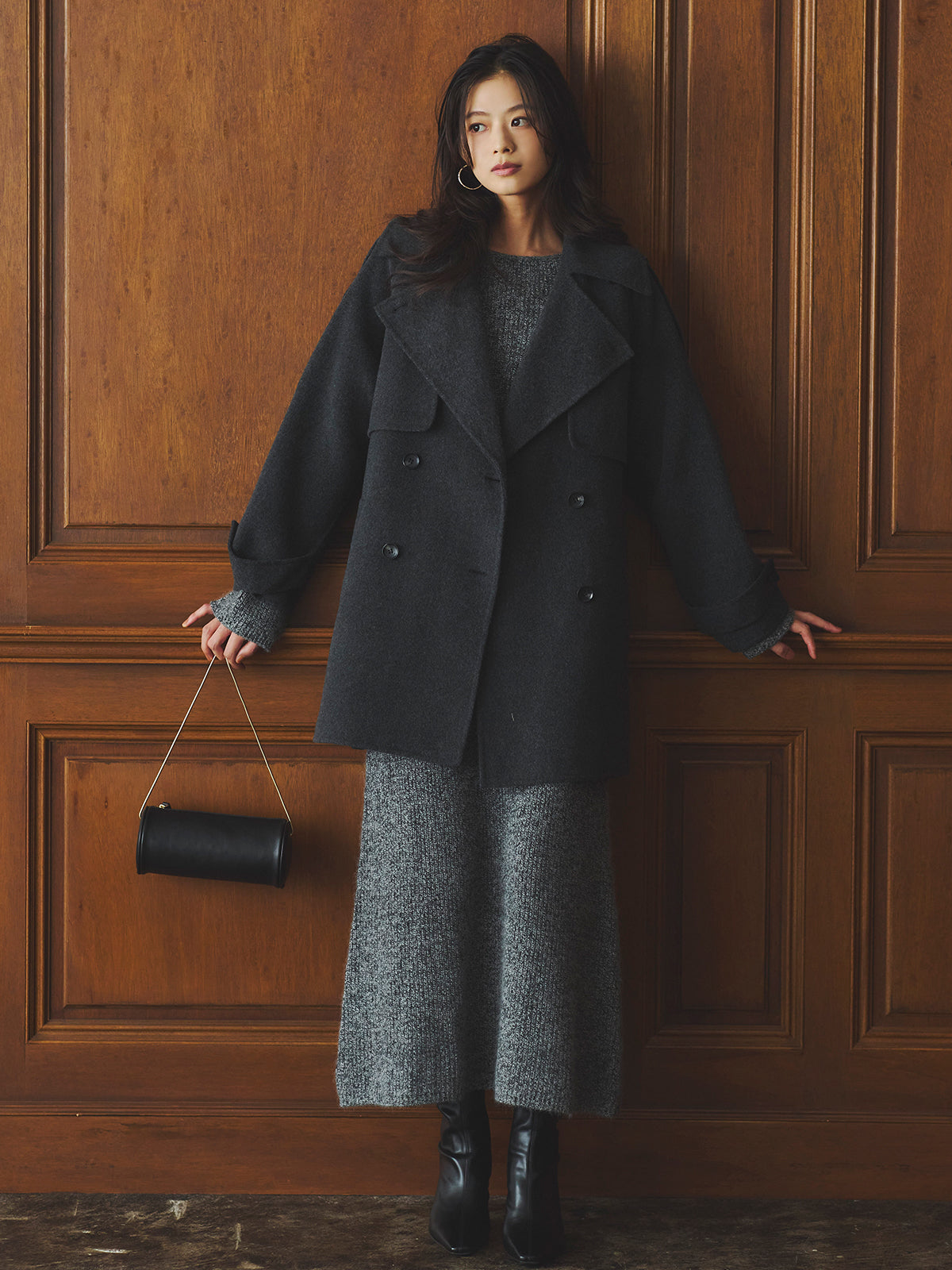 バックオープンレイヤーニットワンピース