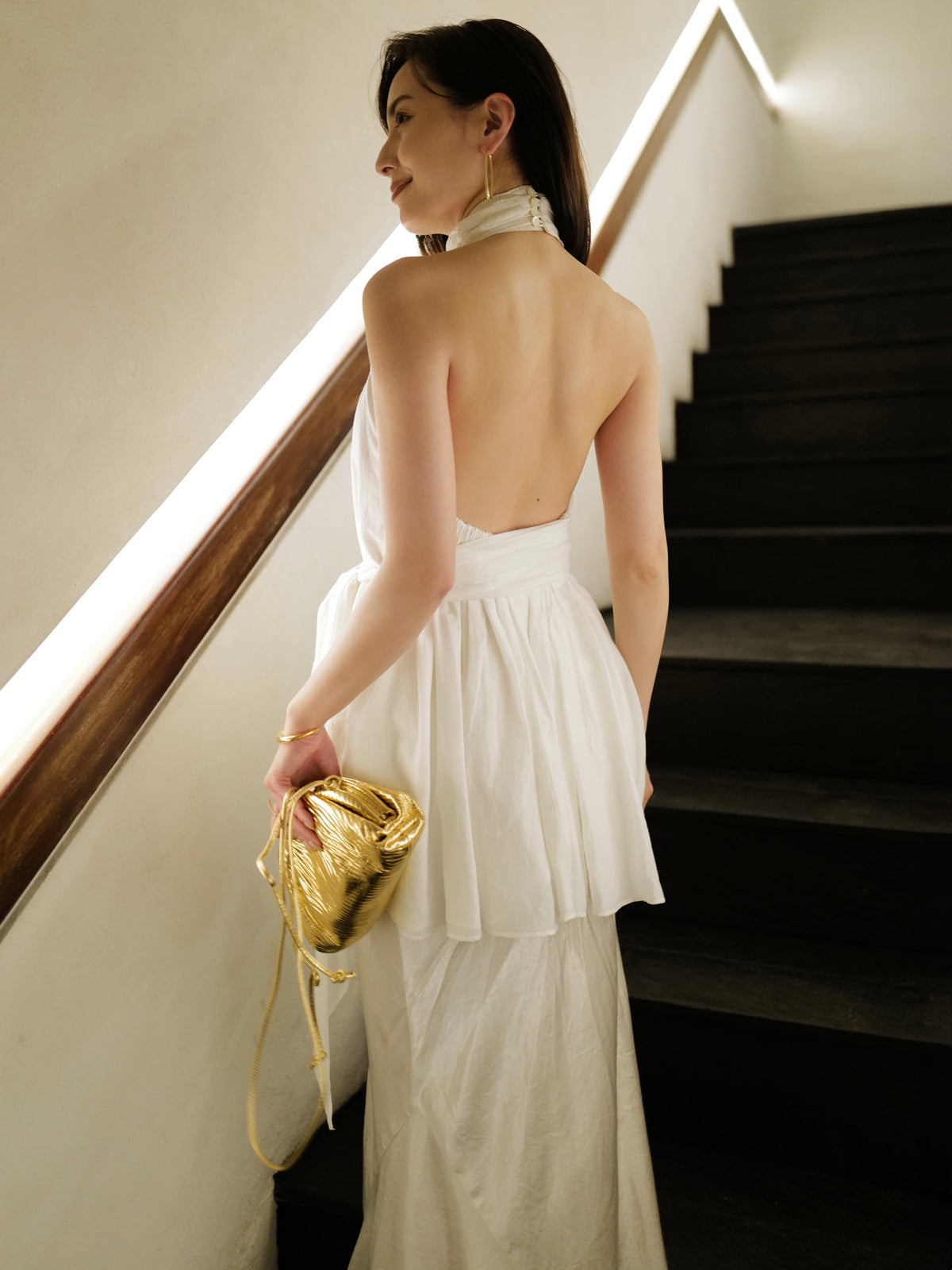 Indiaシルクブレンドバックオープンブラウス