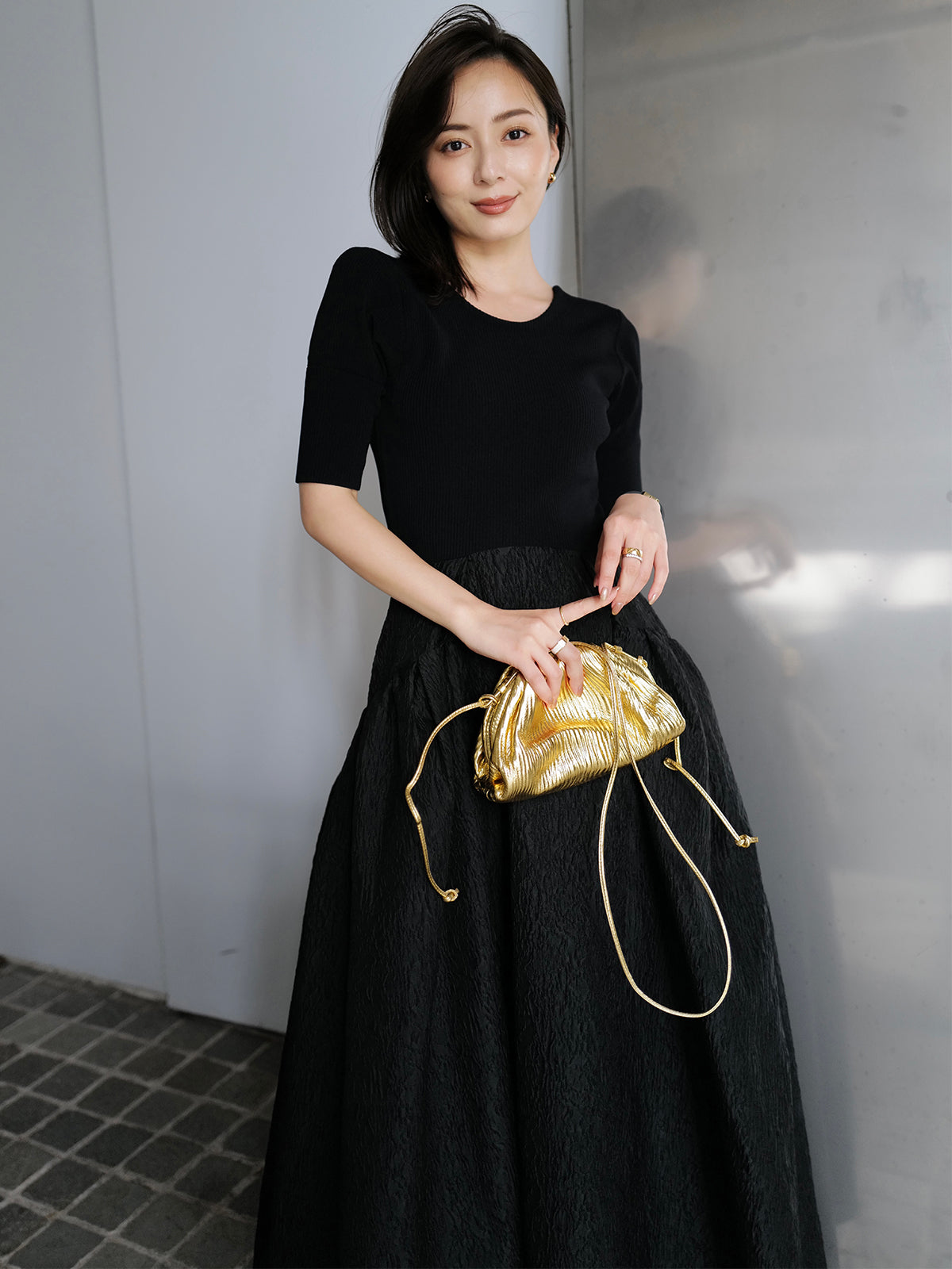 バックオープンカップインドッキングニットワンピース