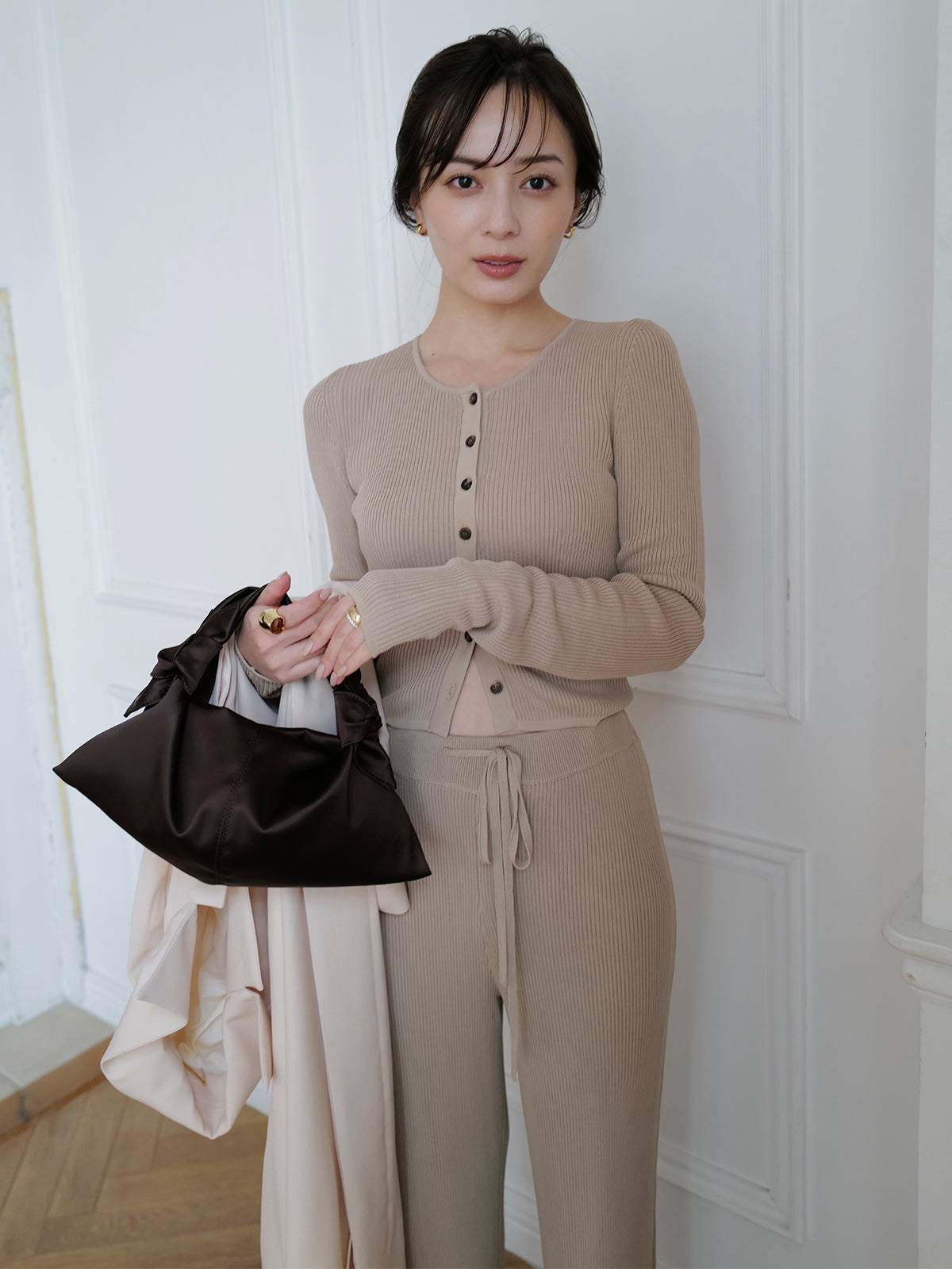 リュクスビスコースニットパンツ